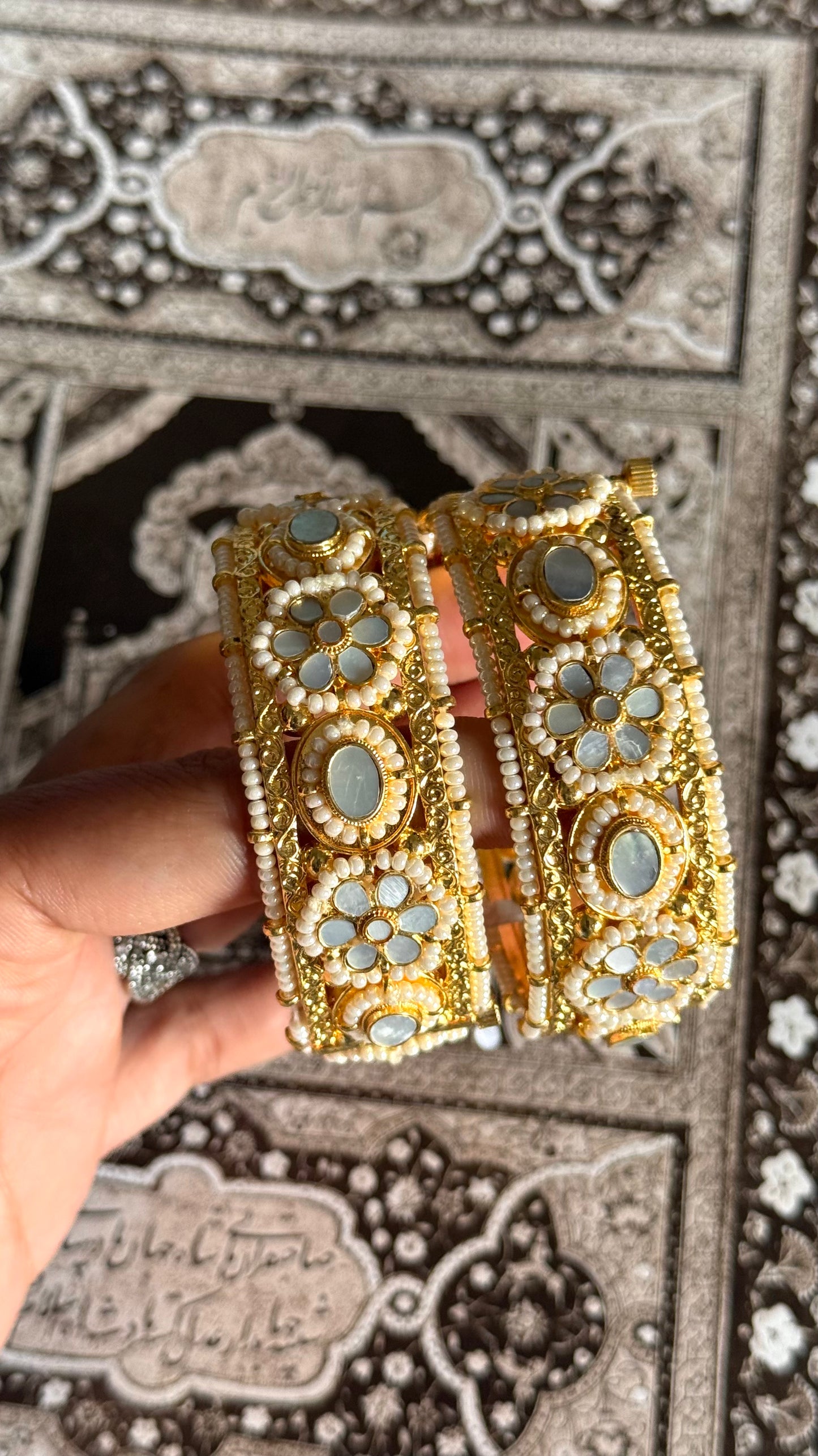 Paachi Mother of pearl floral mogra detailing openable bangle