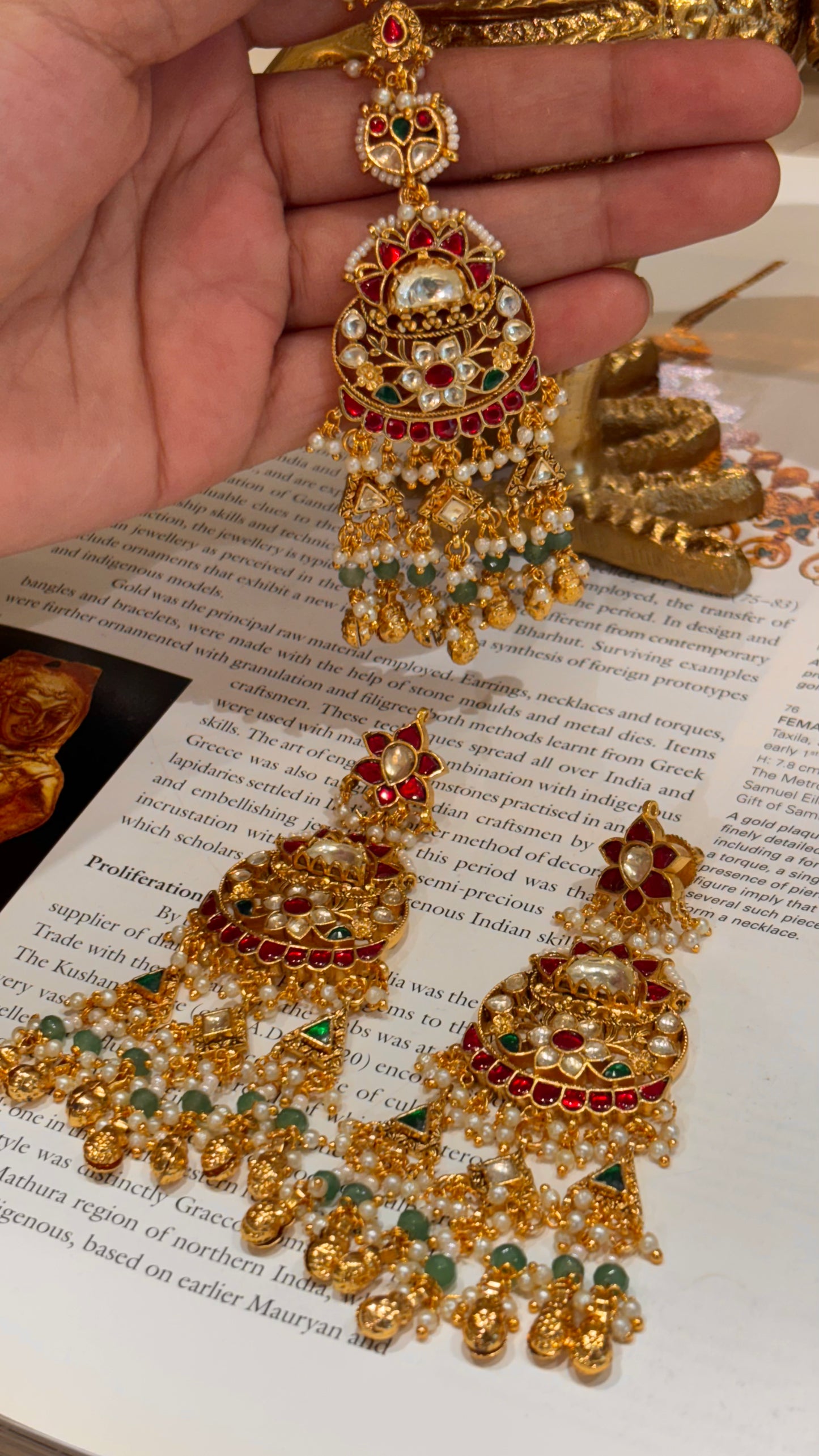 Heritage jadau Maangtika & earrings combo