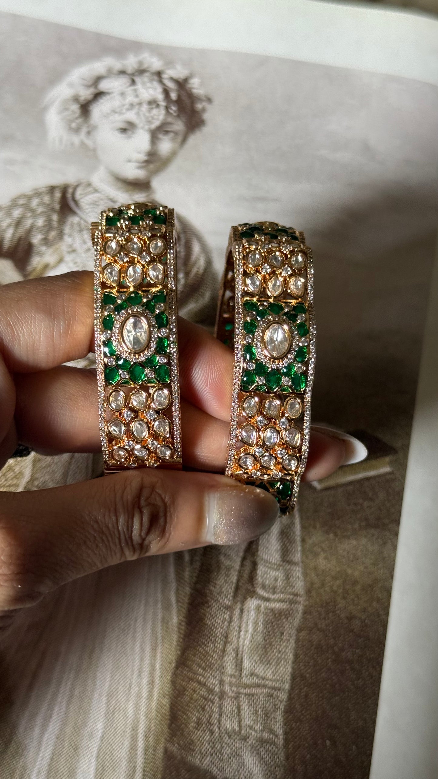 Emerald moissanite polki openable bangle