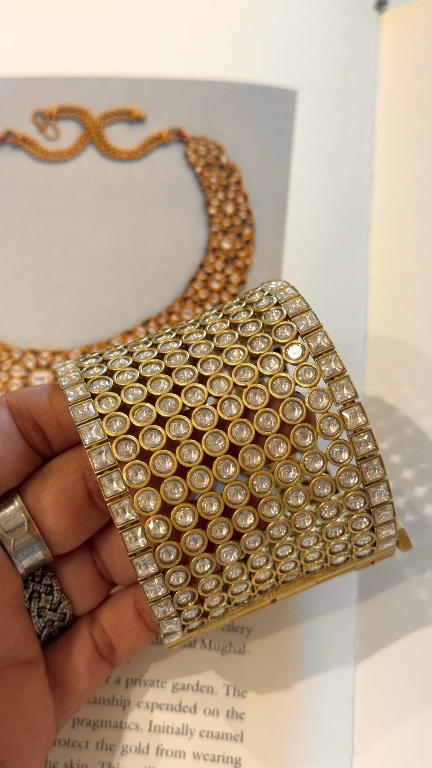 White paachi kundan Kada