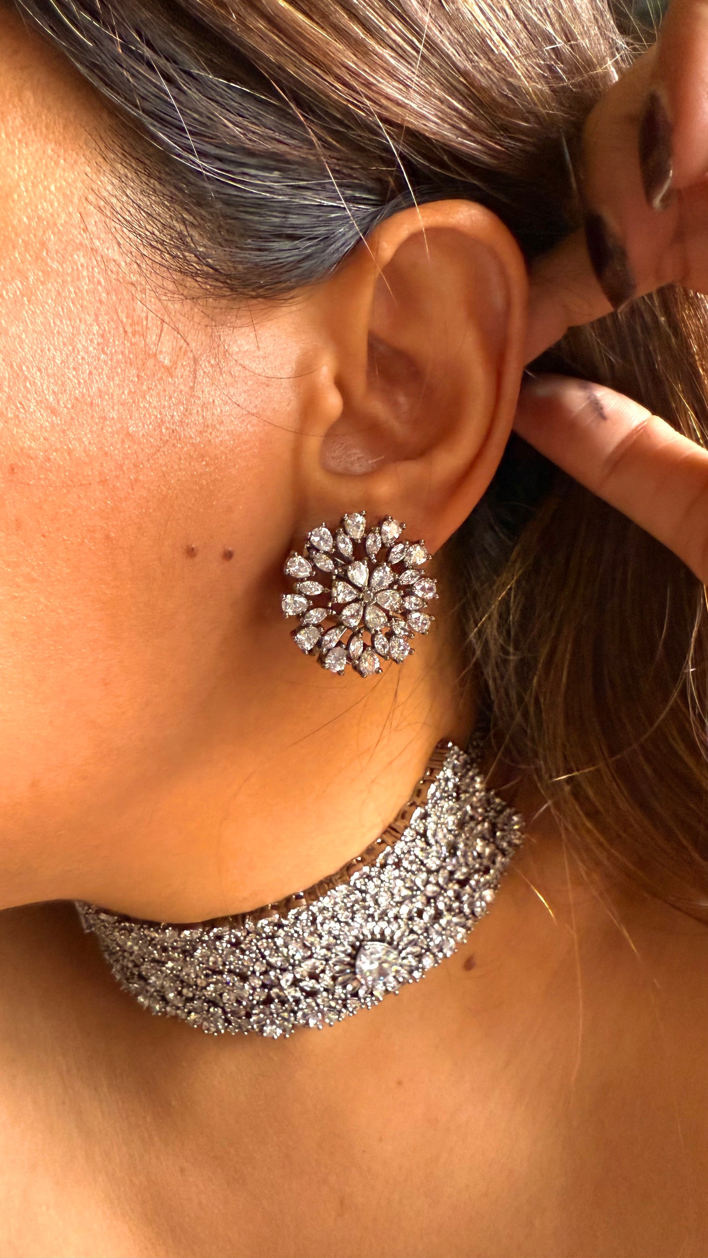 Floral cz diamond choker