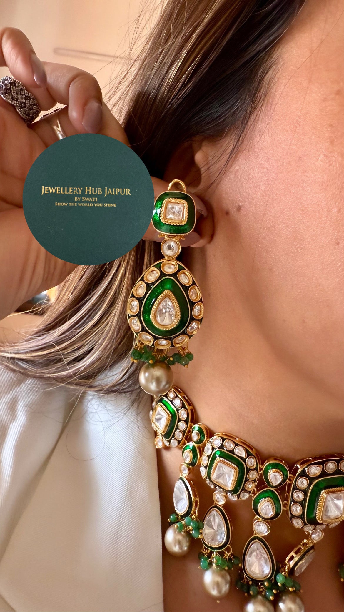 Paanabindu Emerald meenakari with cocktail drop with earrings