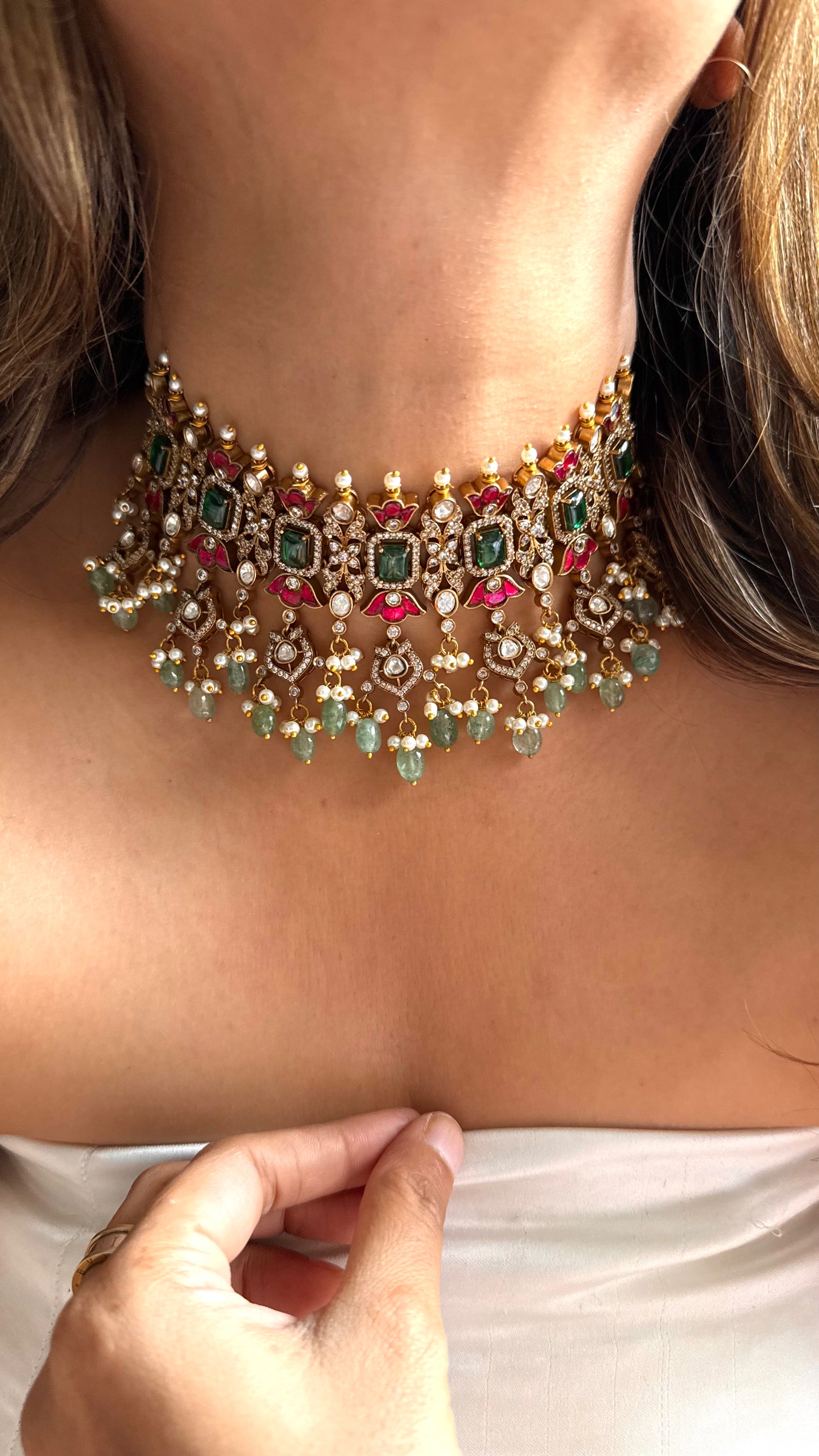 Bridal Asia inspired Emerald & Rani pink Mint drop Choker