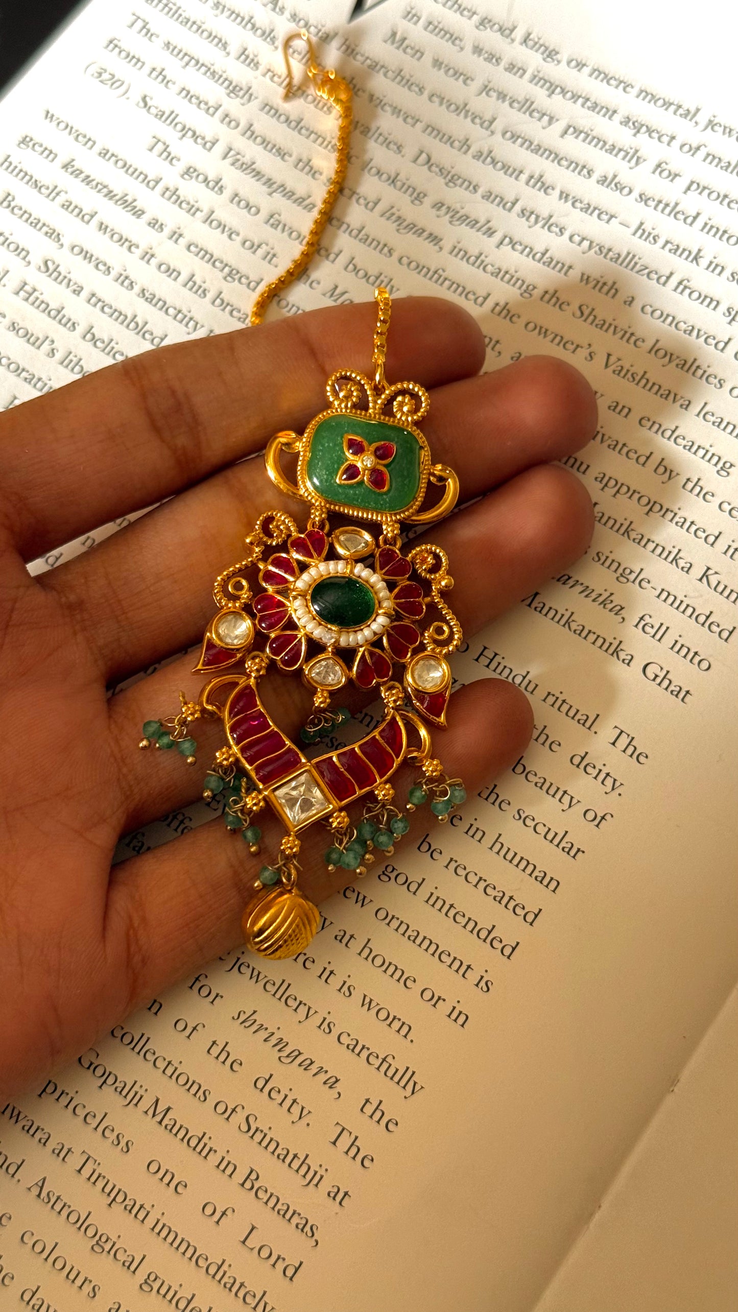 Ruby inlay emerald Rajwada maangtika