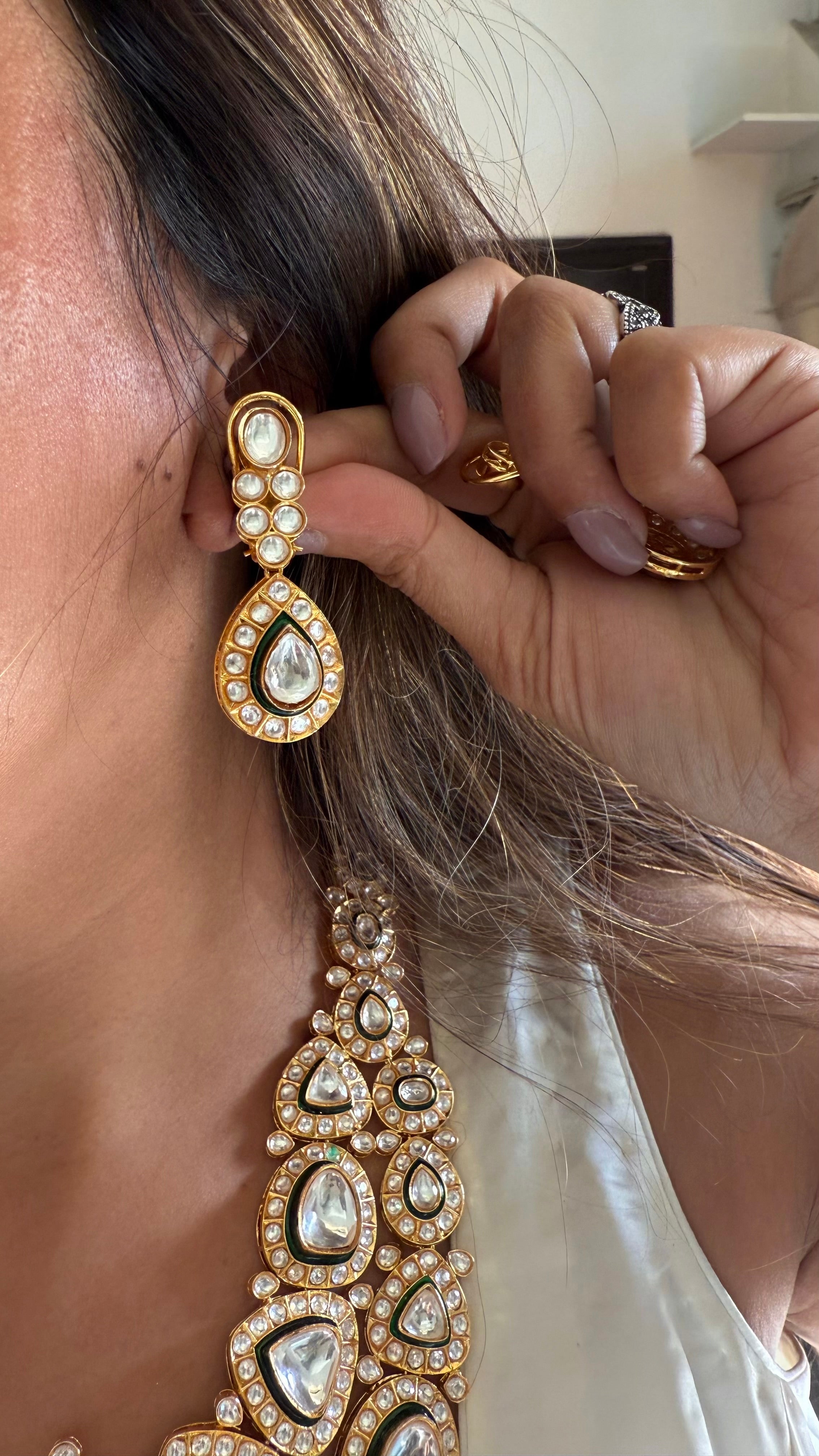 Rajeshwari Maharani Necklace with uncut polki and meenakari