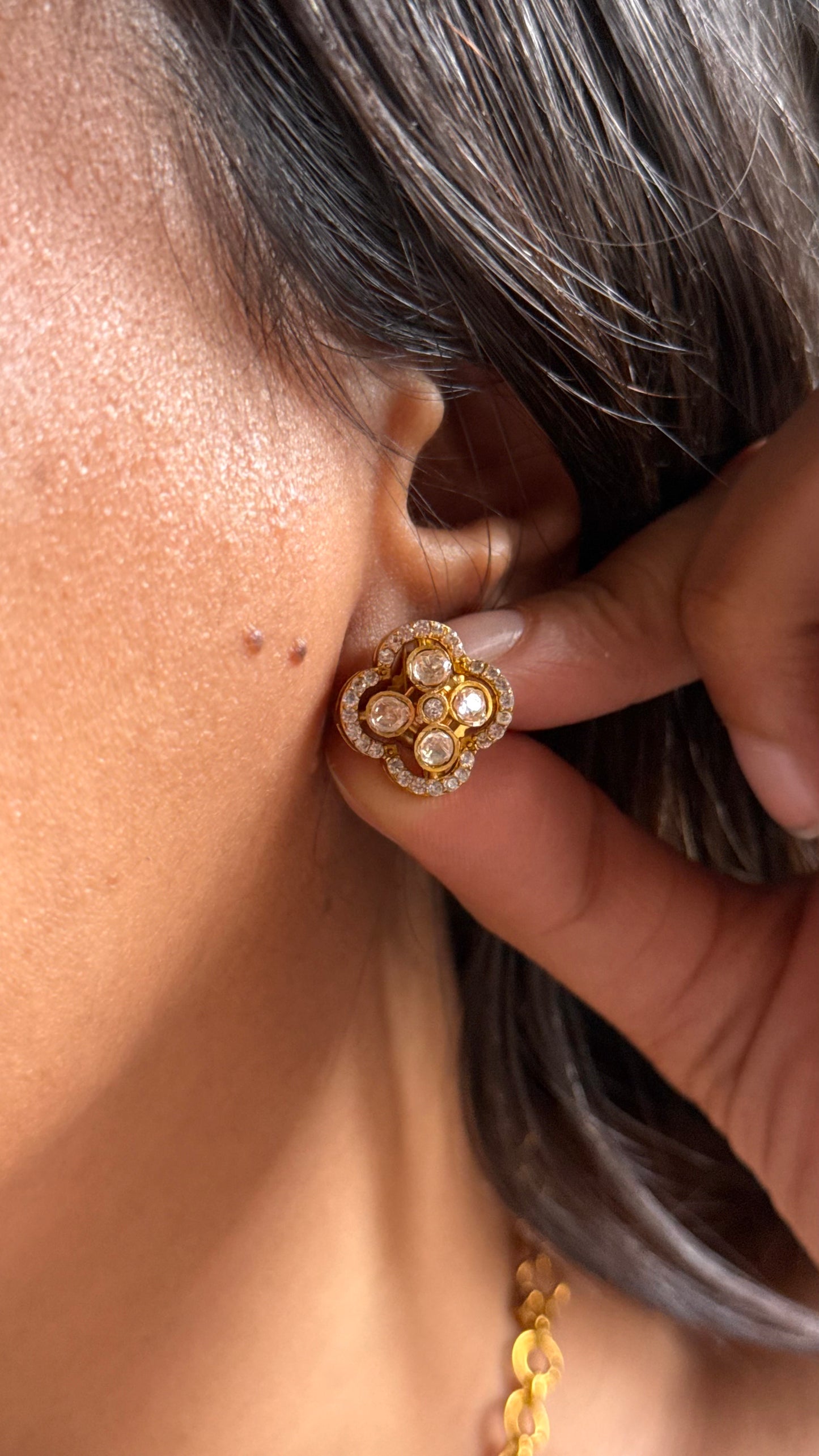 Peeli polki floral gold polish minimalist necklace