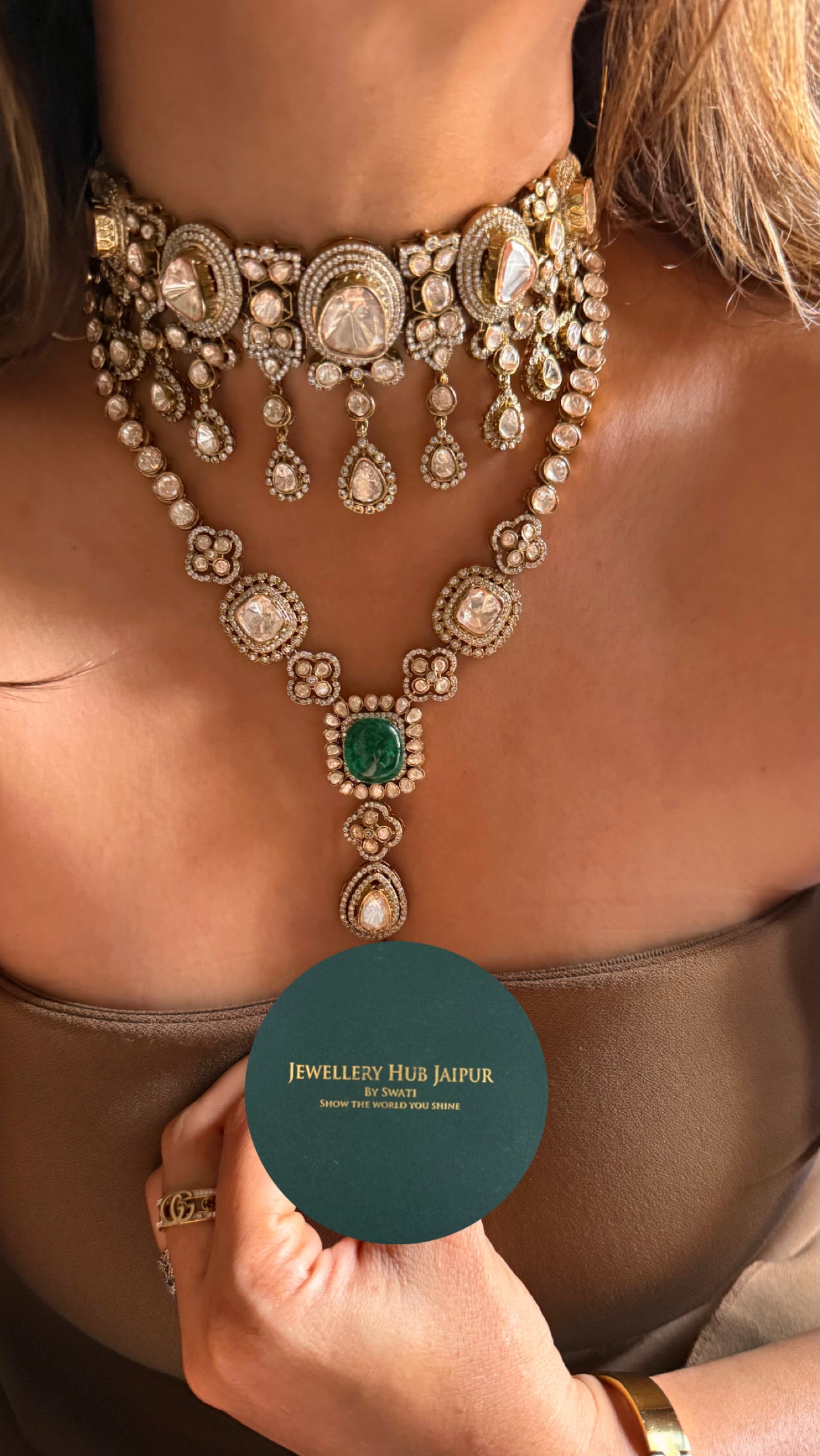 Emerald doublet with uncut peeli polki combo necklace