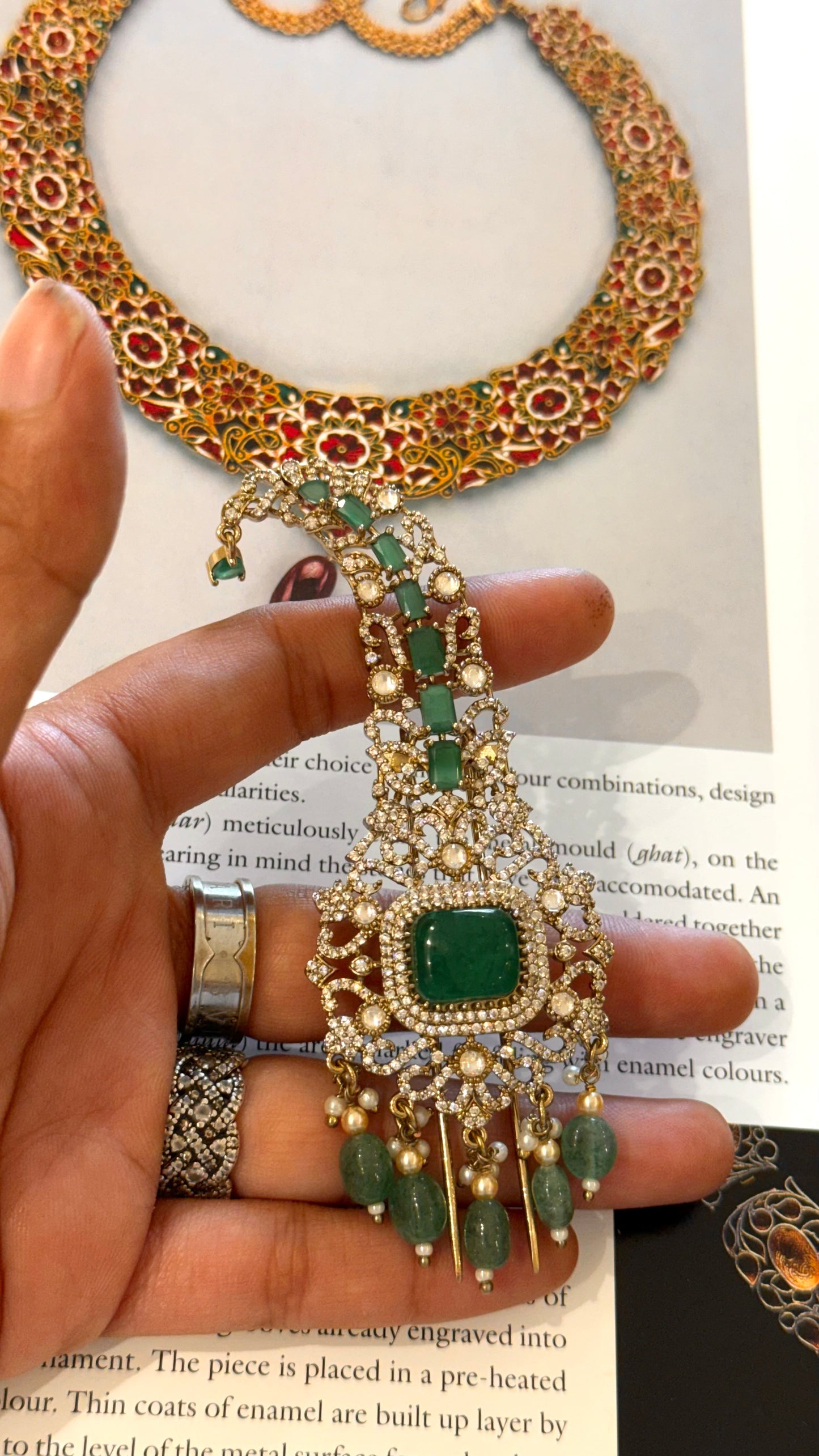 Emerald doublet with mint drops Victorian kalgi
