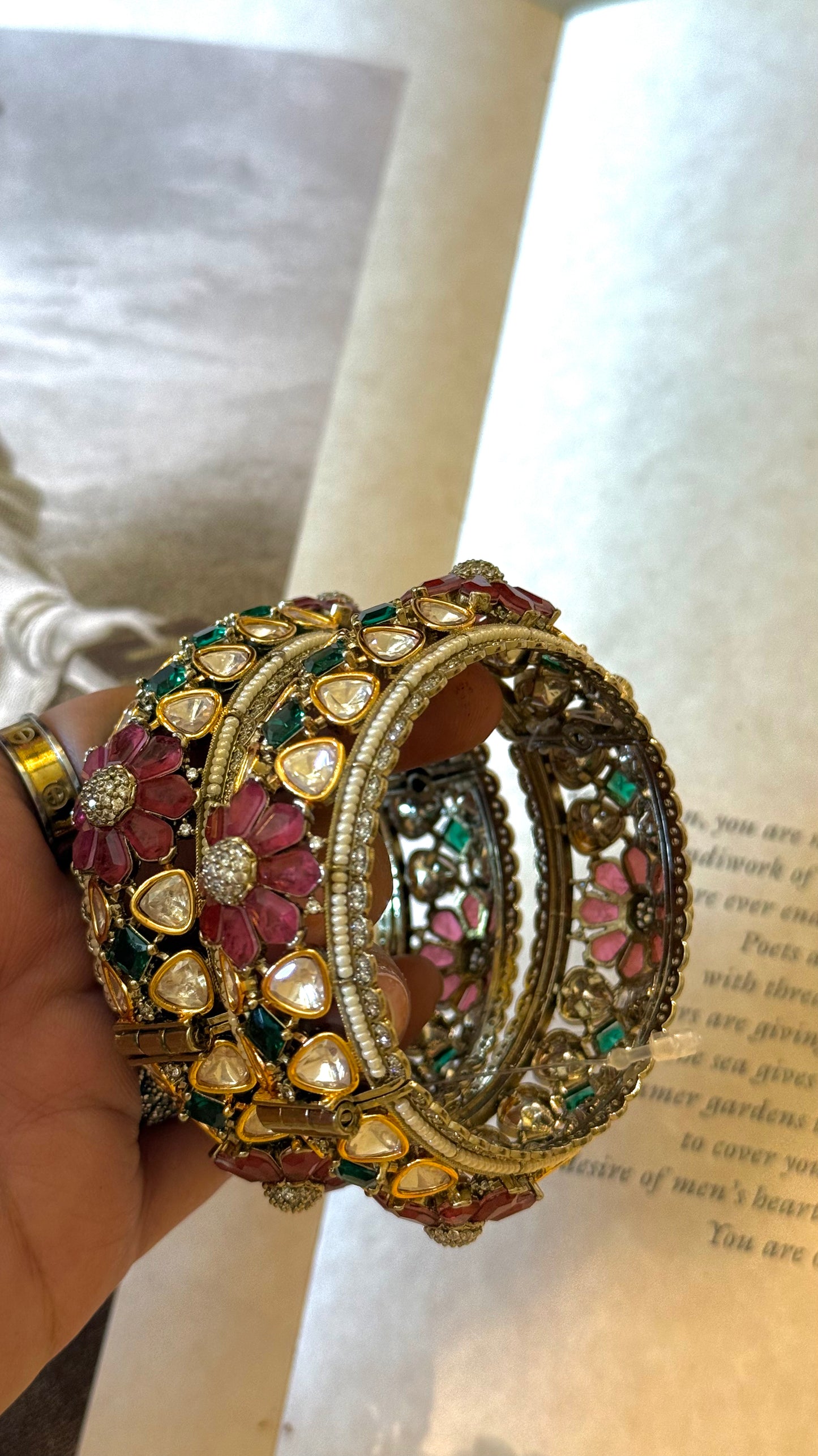 Mauve floral & emerald dual polish polki bangles