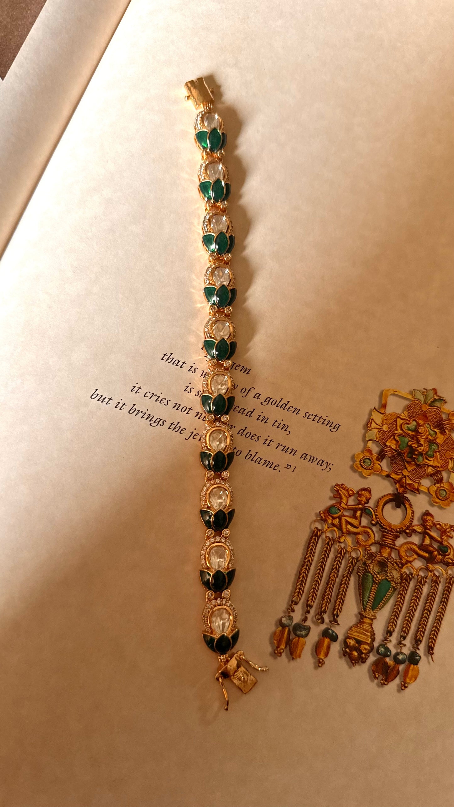Emerald katdana moissanite leaf bracelet