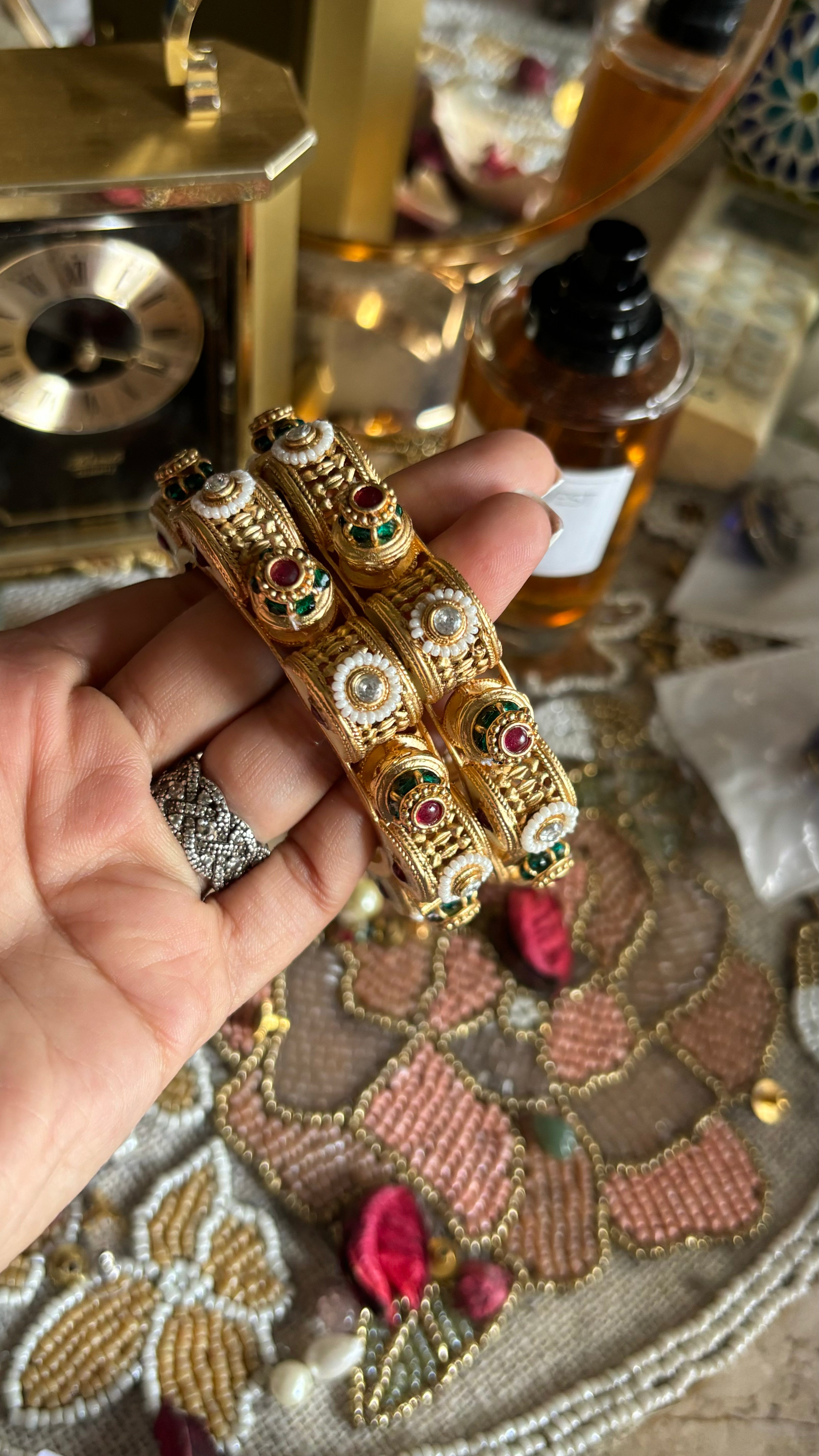 Offwhite meena and ruby rajwada bangles