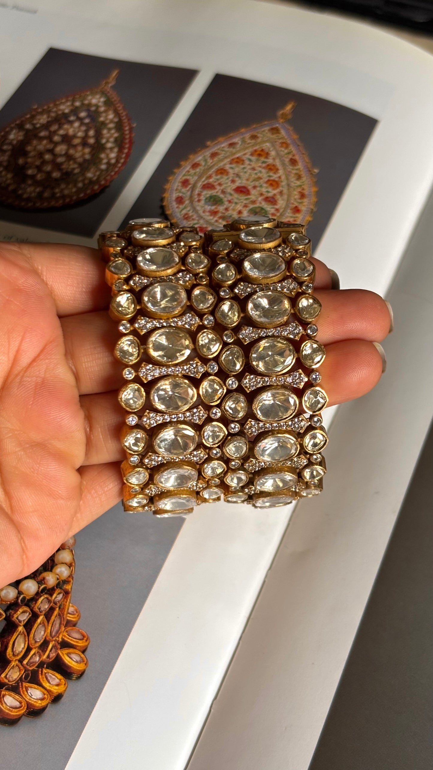 Real moissanite with peeli polki Bangles