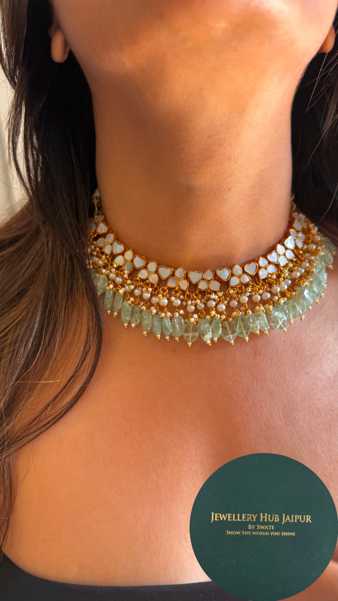 Mother of pearl strawbery drop necklace