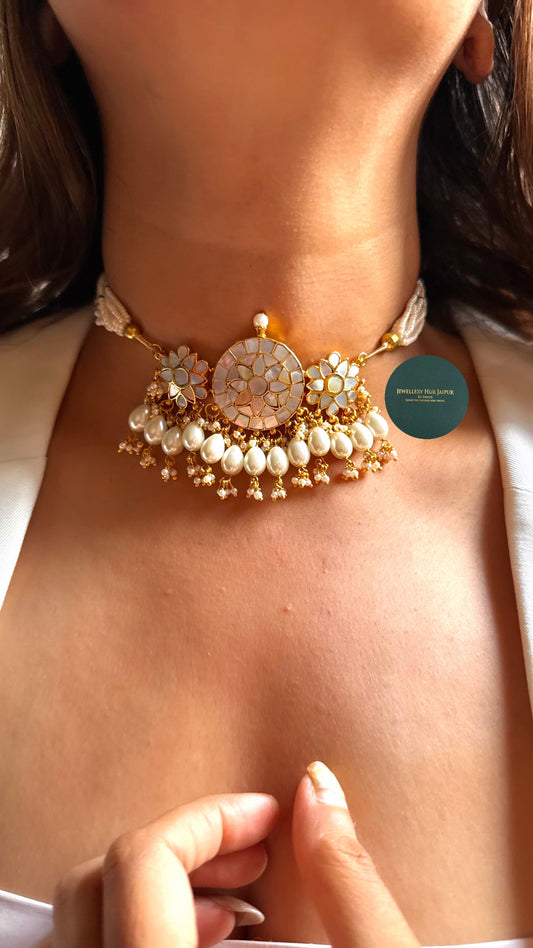 Mother of pearl paachi with pearl drops choker set
