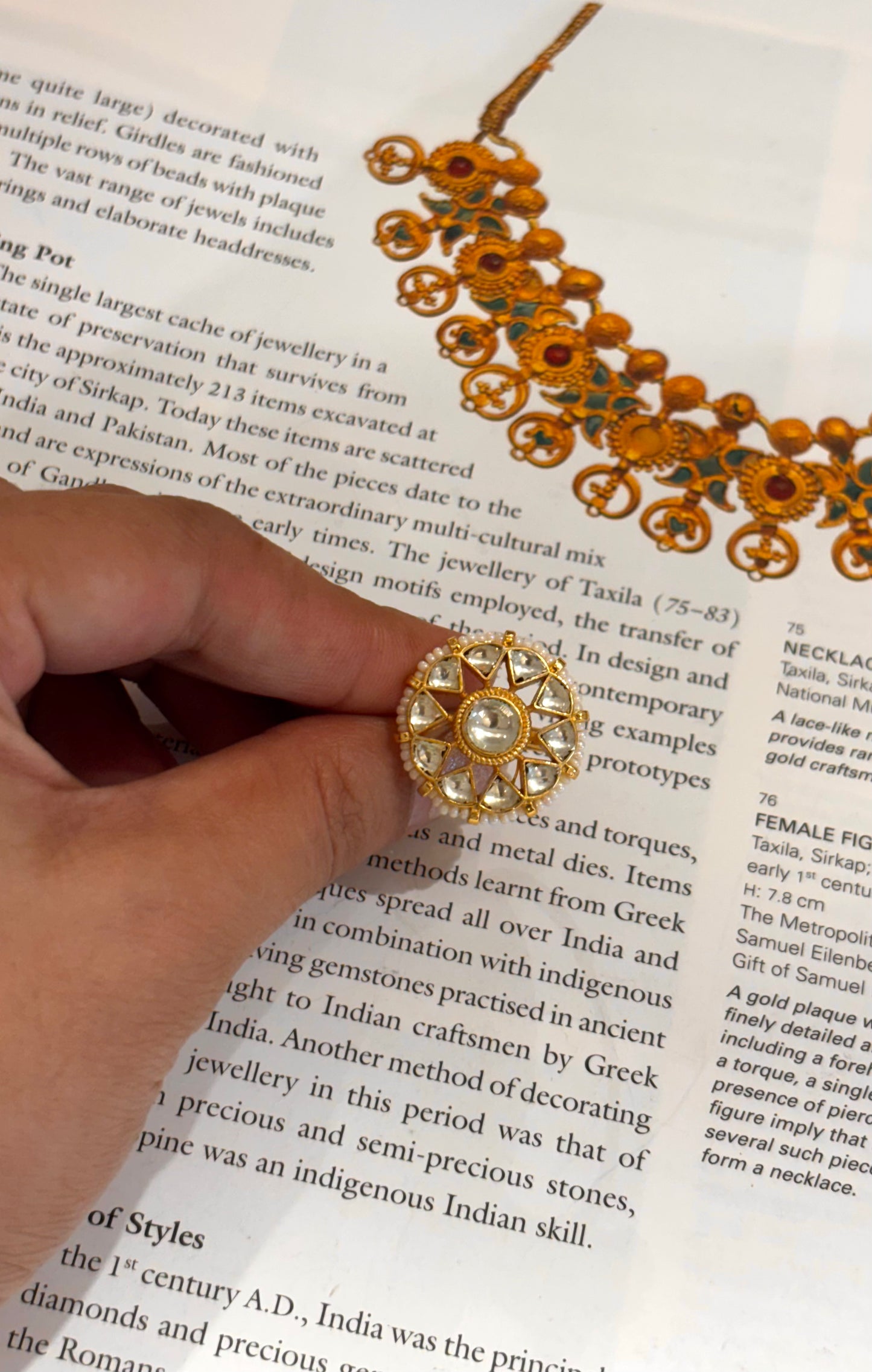 Floral Paachi Kundan Ring
