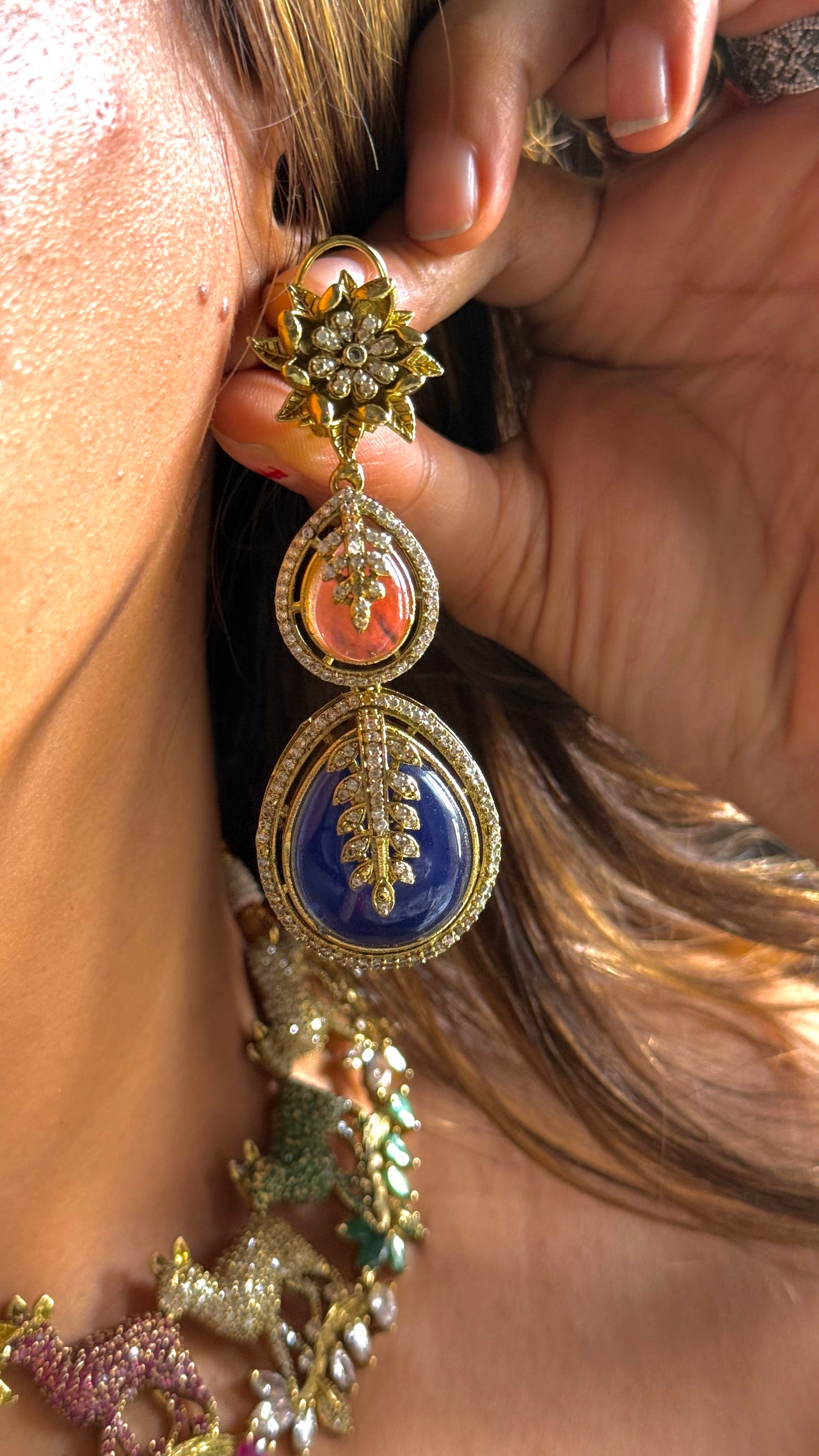 Tangerine & Sapphire Sabya inspired necklace