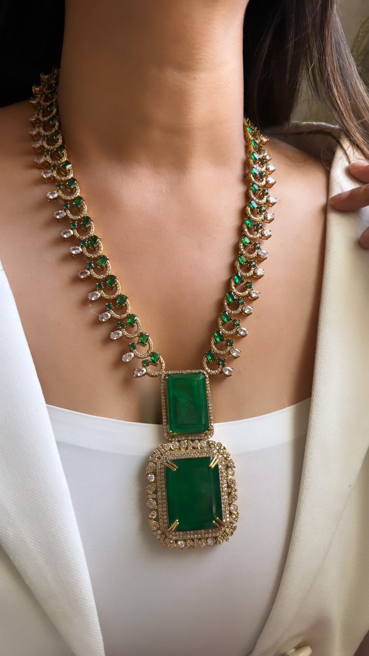 Emerald doublet designer necklace