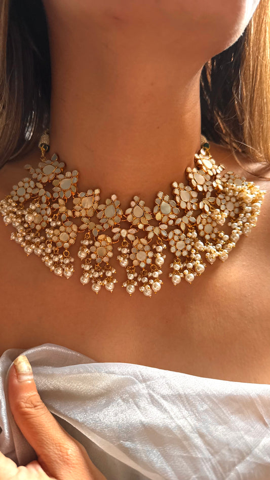 Mother of pearl paachi kundan with pearl drop set