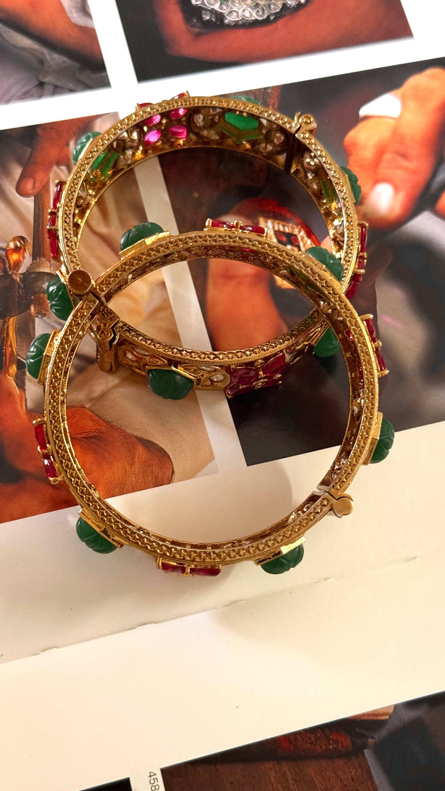 Emerald inlay & rani pink floral openable bangle