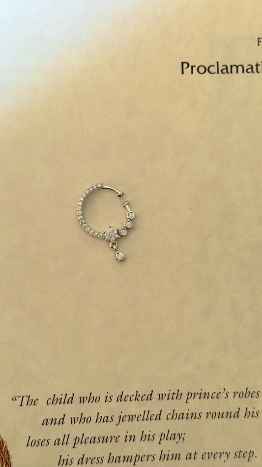 Minimal cz diamond nath