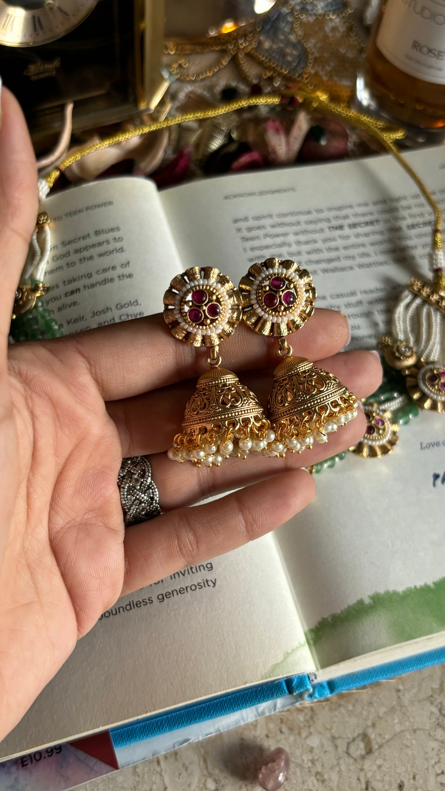 Ruby mint minimalist rajwada necklace