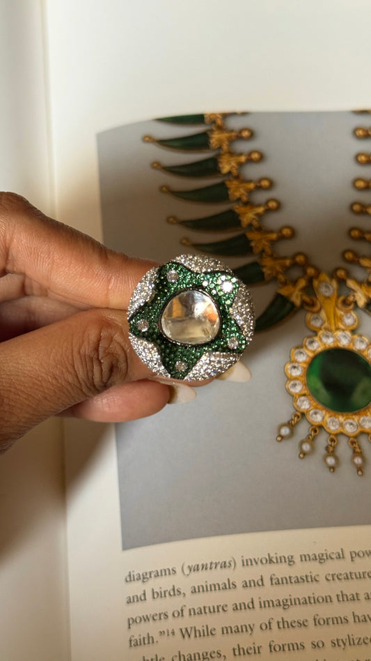 Emerald star design cocktail adjustable ring
