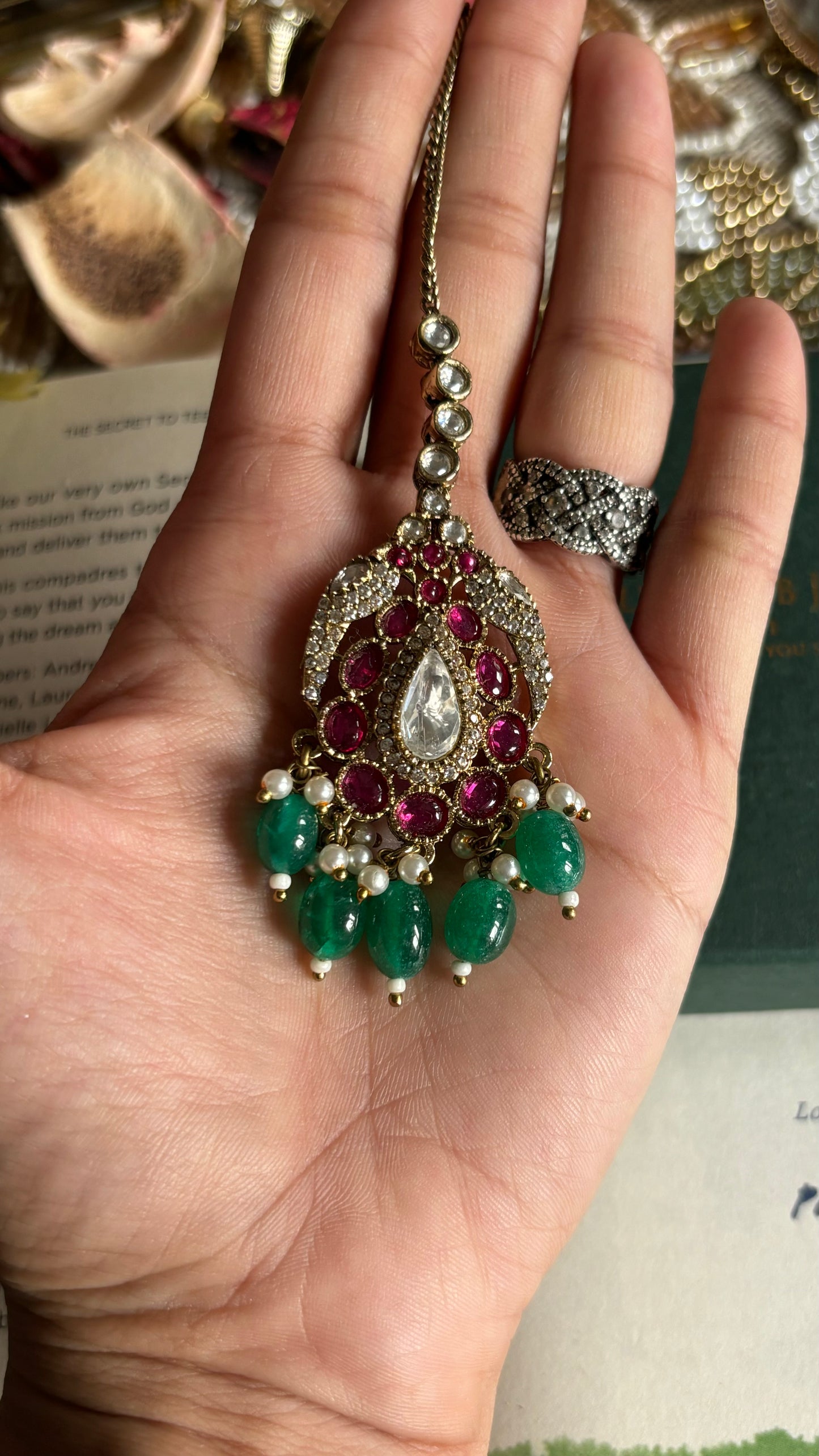 Rama pink victorian maangtika