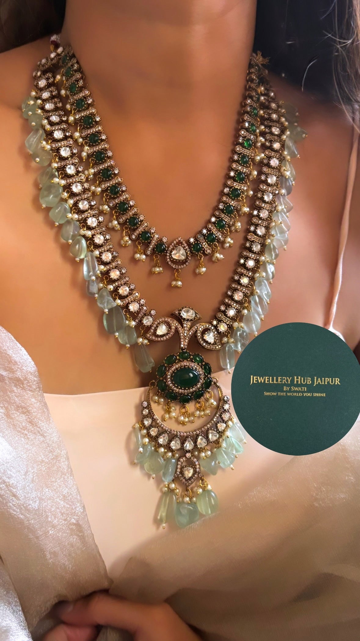 Emerald moissanite bridal set