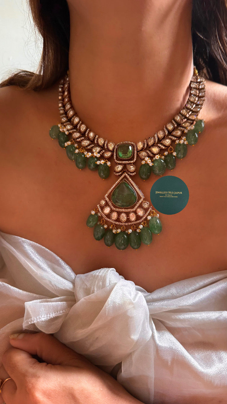 Mint doublet with mint drops collar set