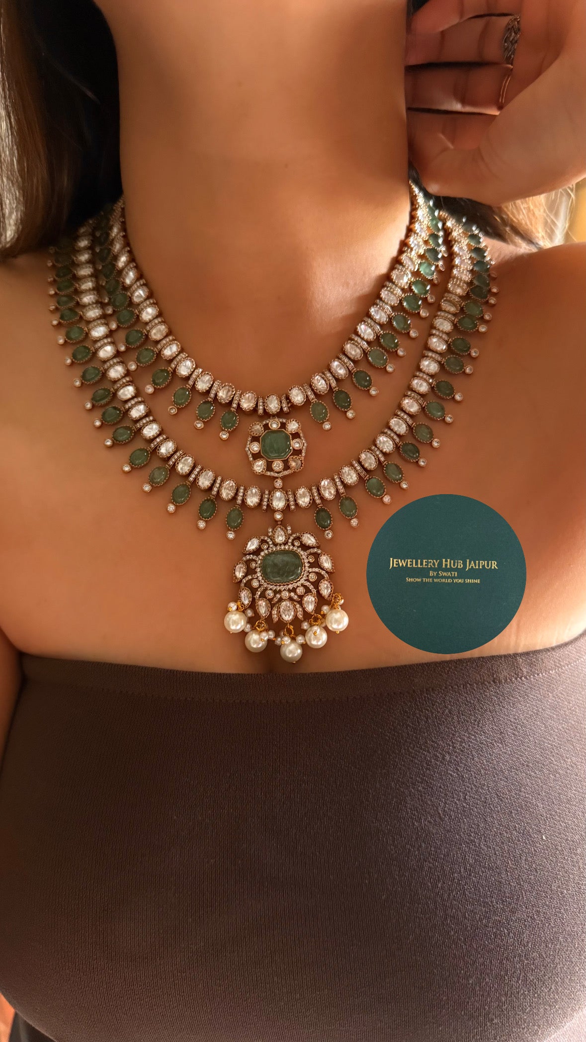 Dual layer moissanite & mint with pearl detailing collar necklace