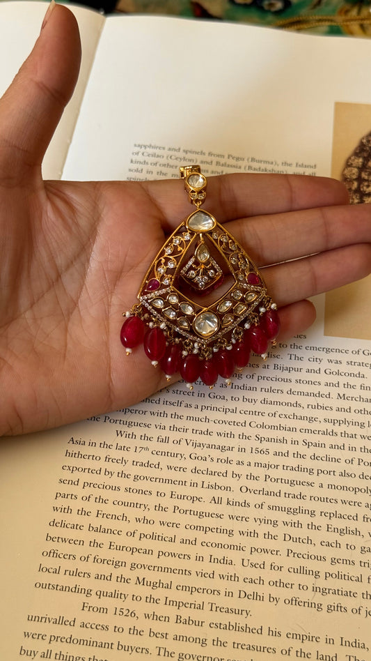 Ruby victorian maangtika