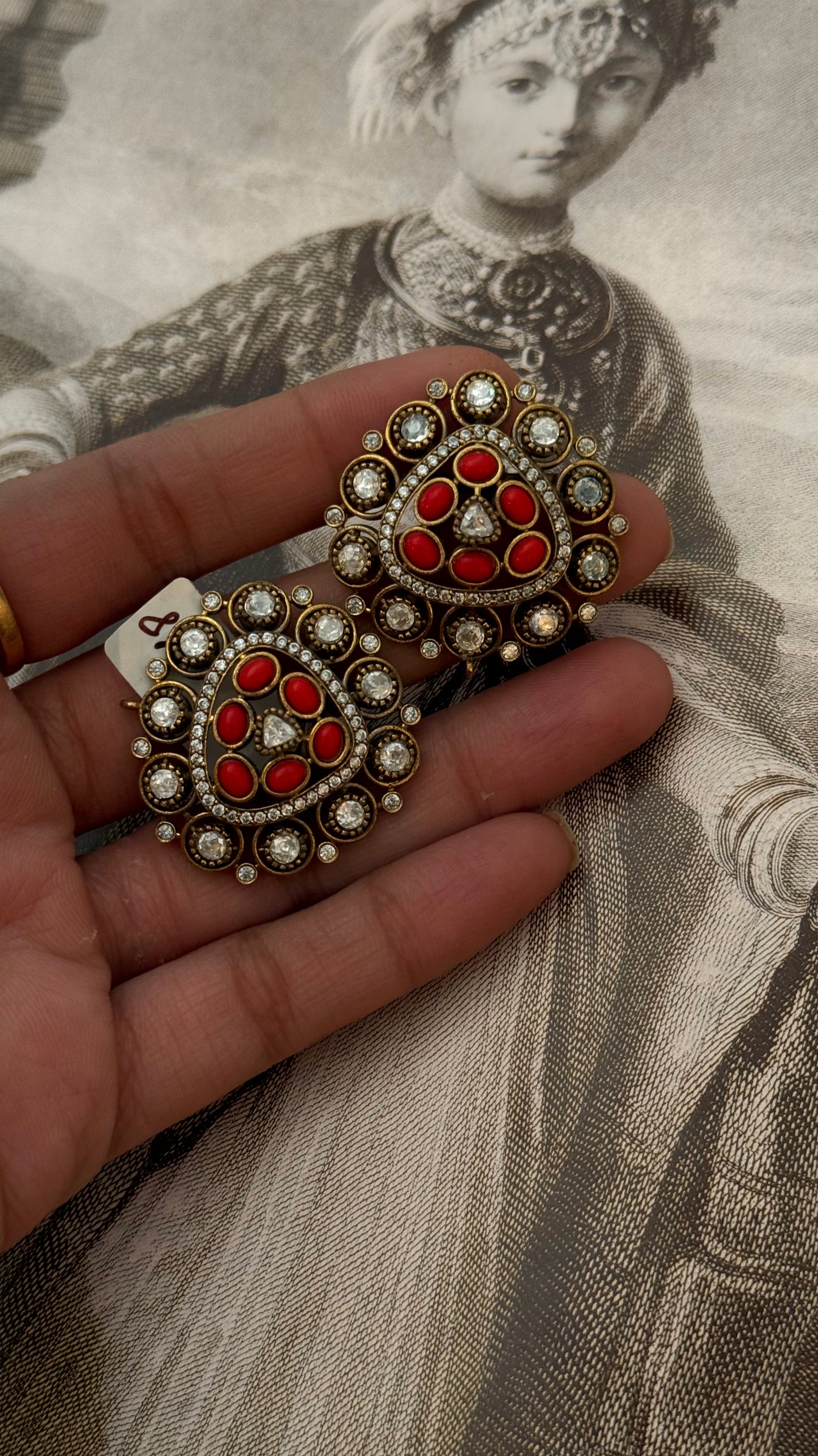 Potta Red Victorian studs