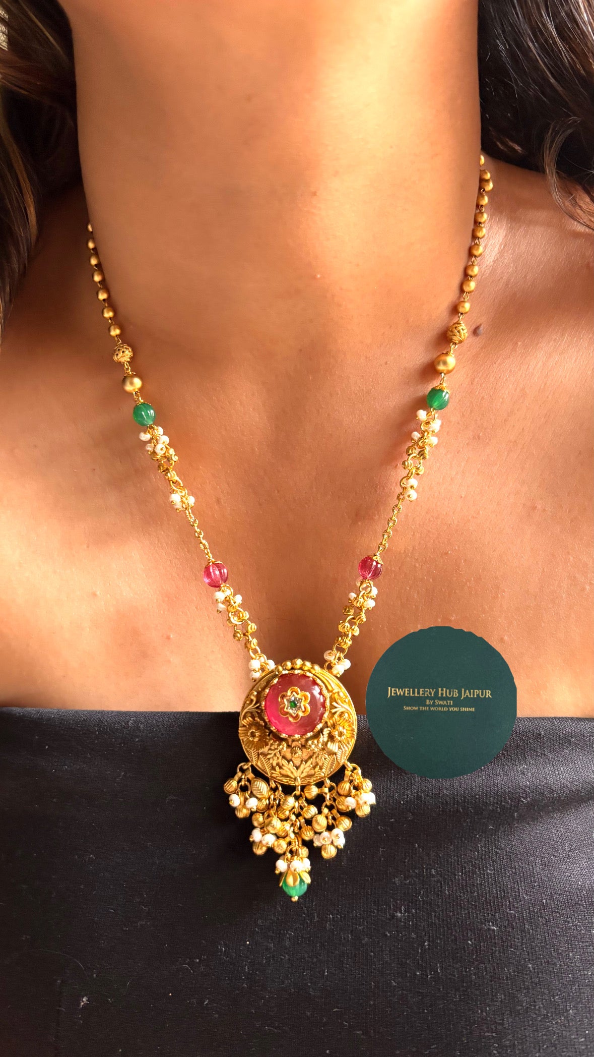 Rose Quartz Nakshi pendant set emerald beads