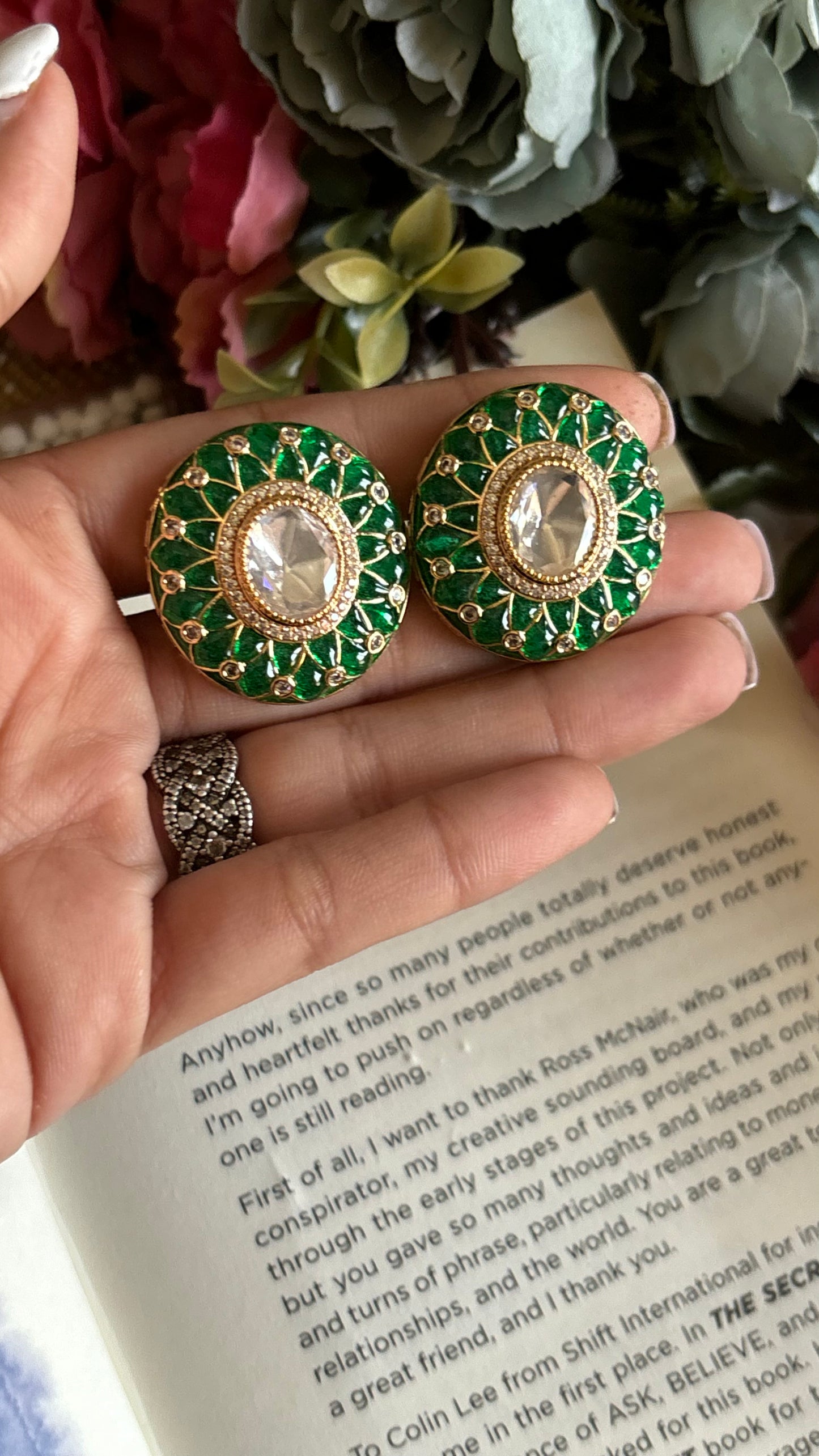Emerald Uncut polki studs