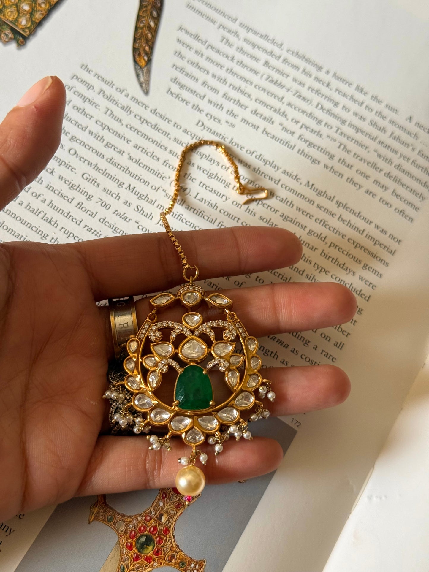 Emerald pearl drop detailing maangtikka