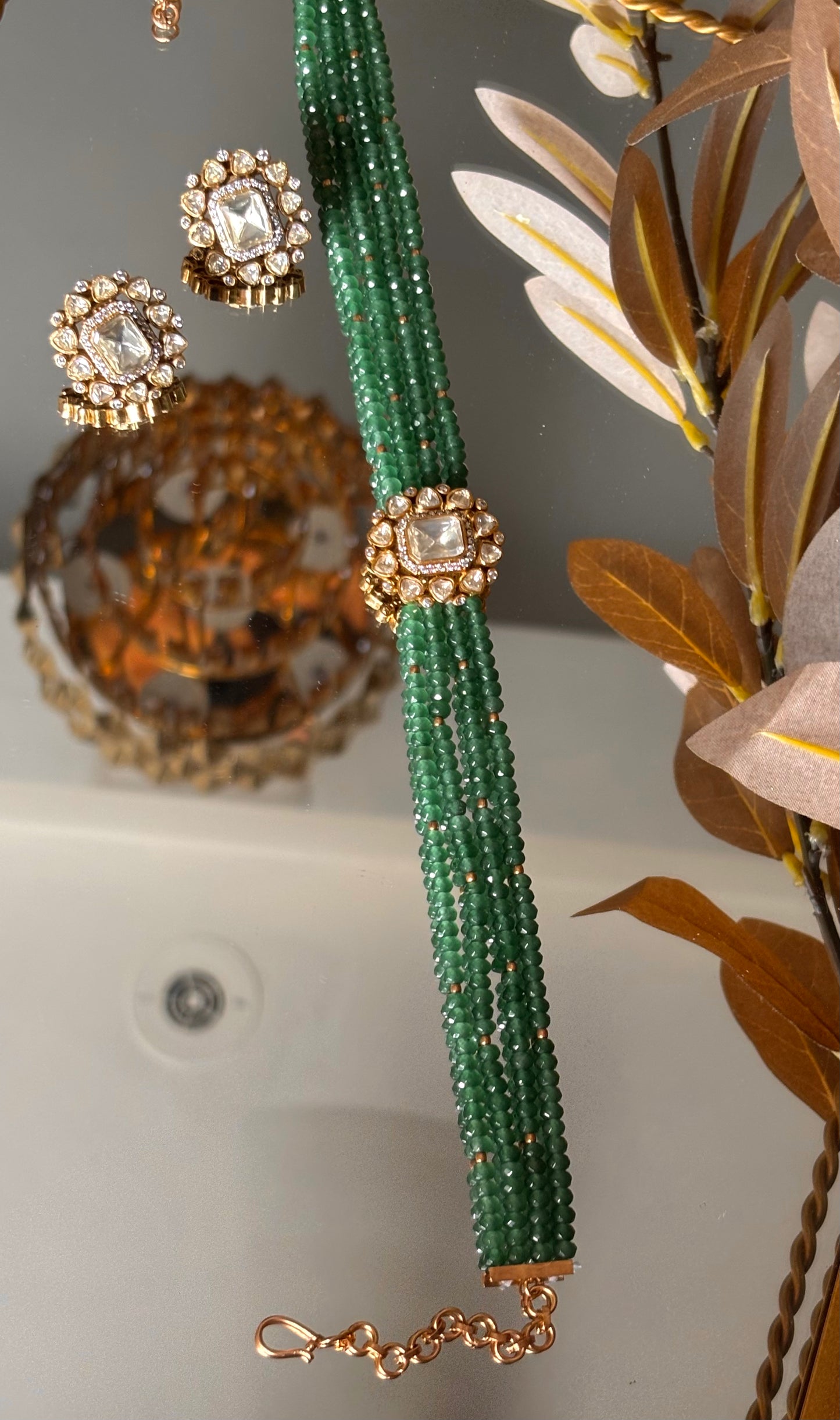 Lv peeli polki mint pearl choker Necklace
