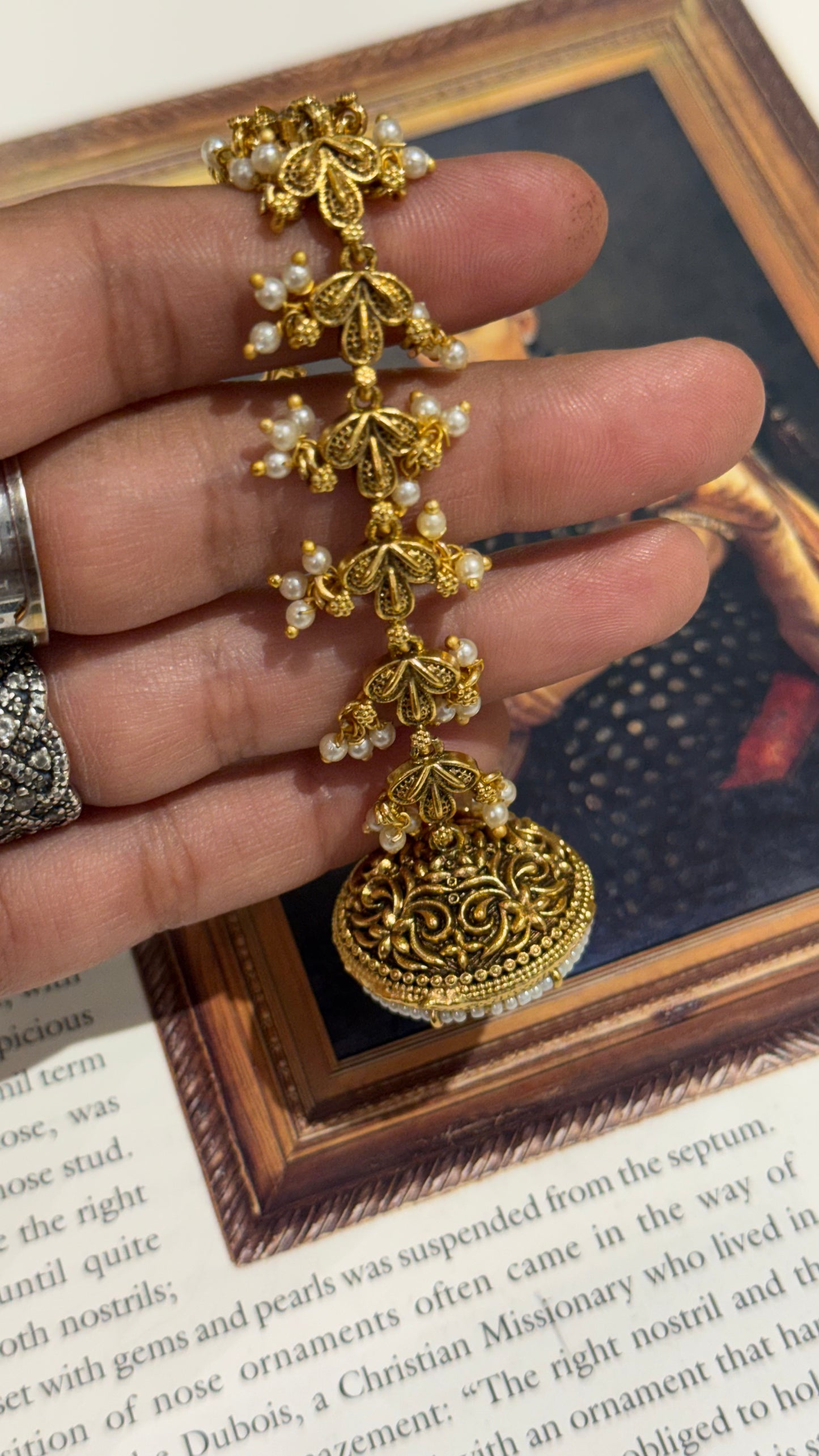 Oxidised gold nakshi borla with pearl detailing