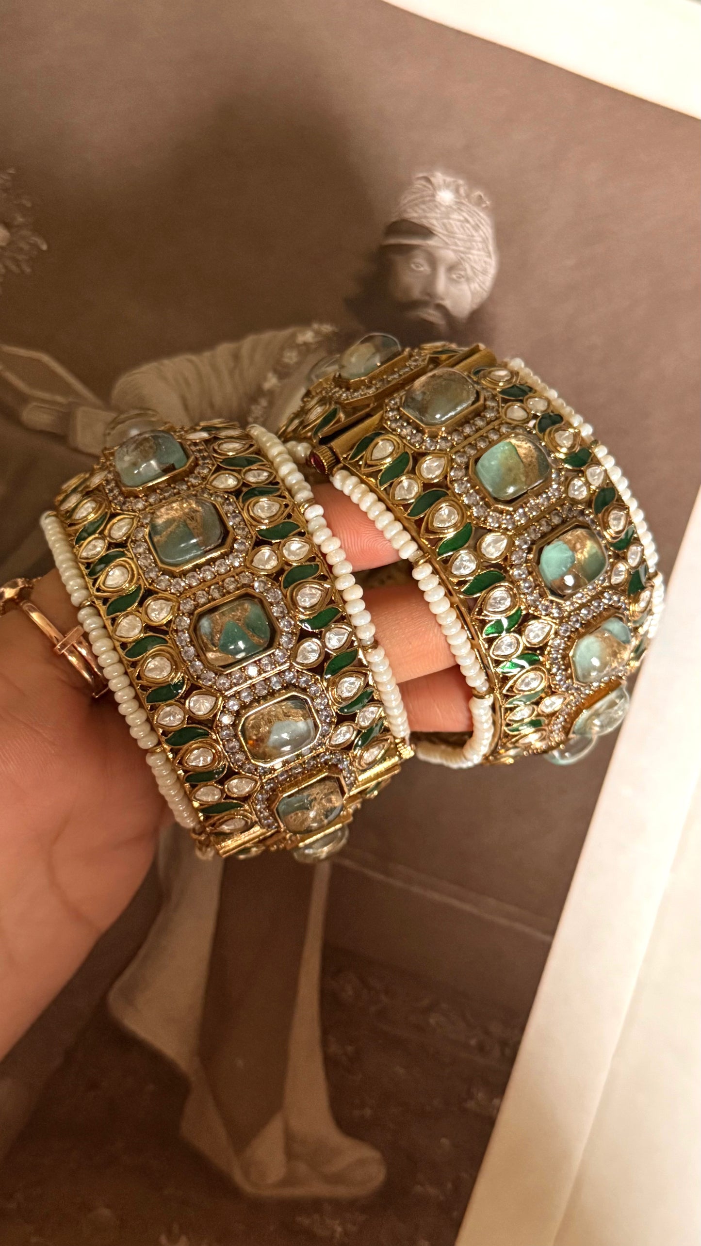 Mint doublet & emerald meenakari openable bangle