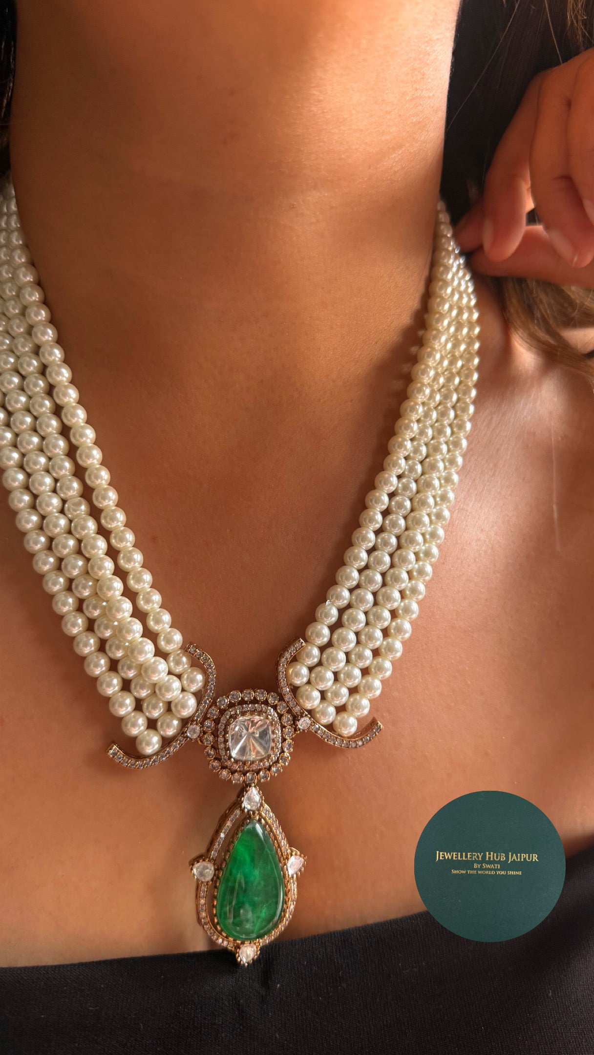 Emerald doublet pendant with pearl detailing necklace