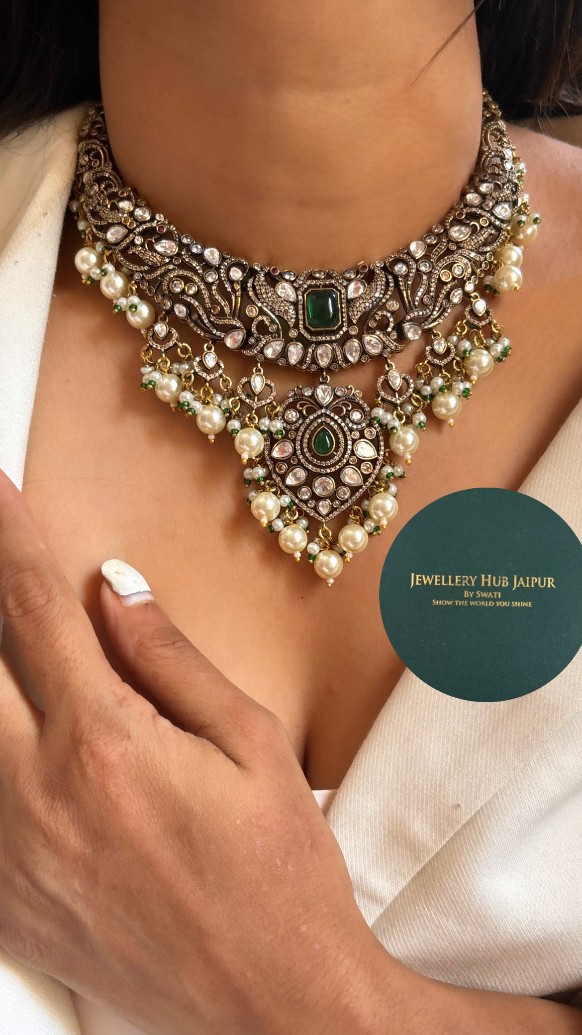 Oxidised emerald jewellery set