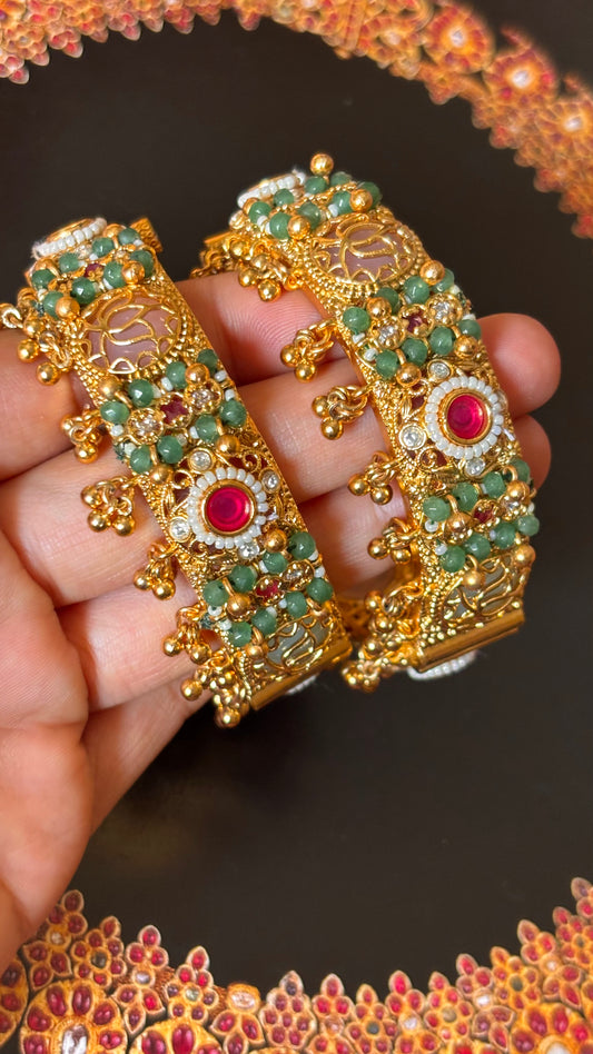 Lotus inspired rajwada openable Bangles