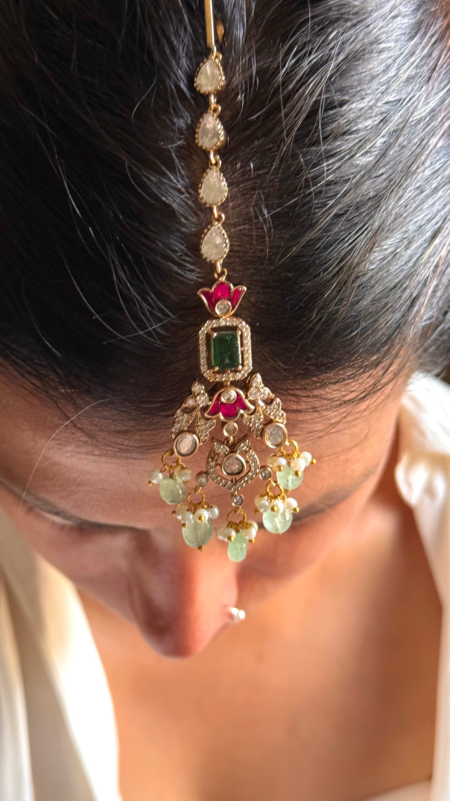 Mint & rani pink moissanite mint drop maang tika