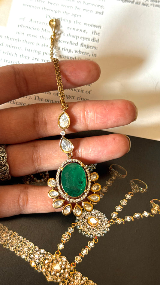 Emerald doublet moissanite maangtika
