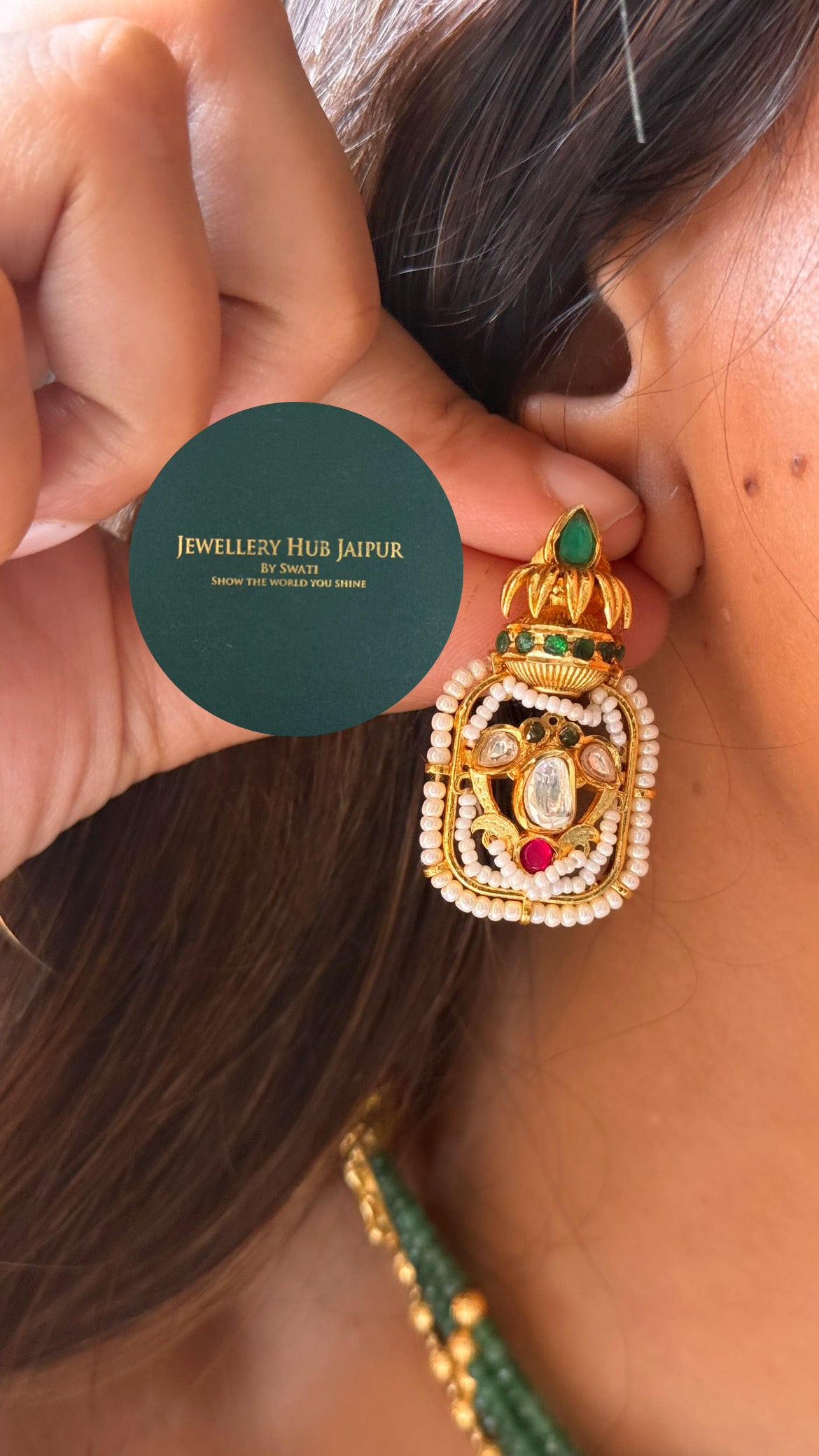 Emerald & rani pink designed kalash real moissanite choker set