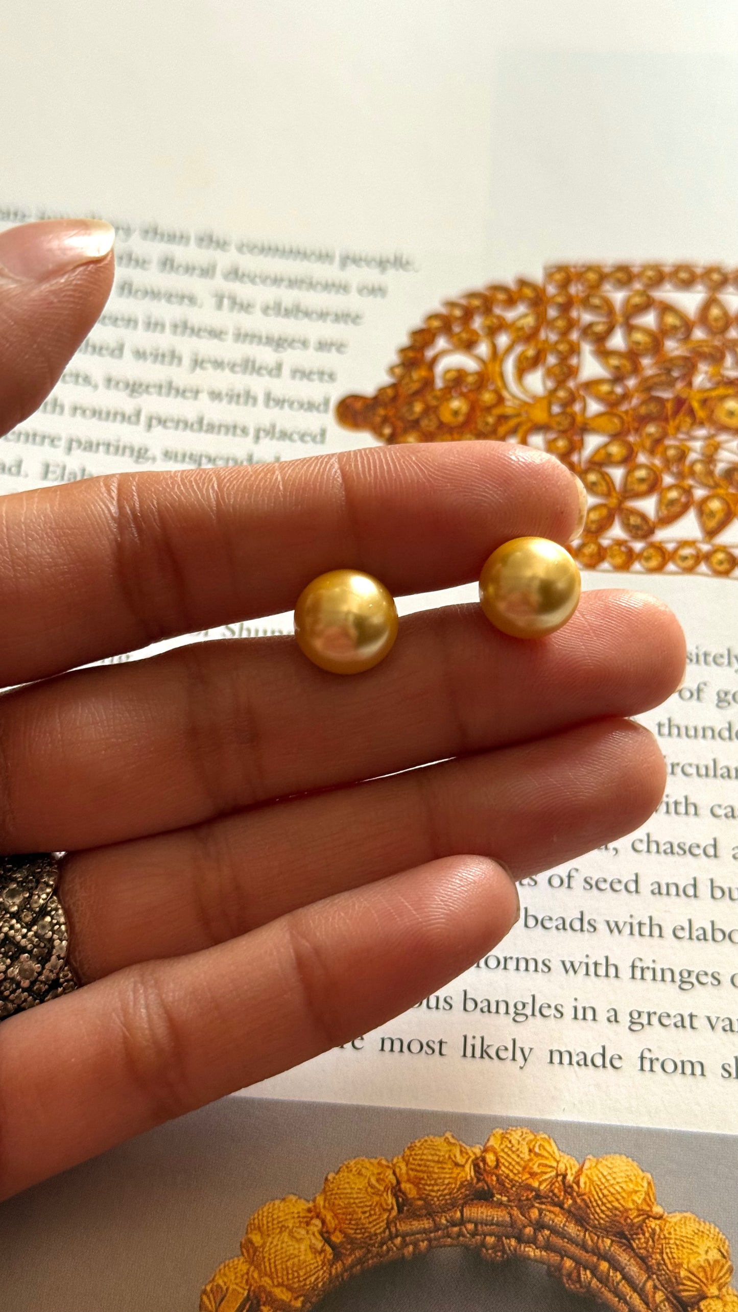 Double line pearl string (10 size pearl)