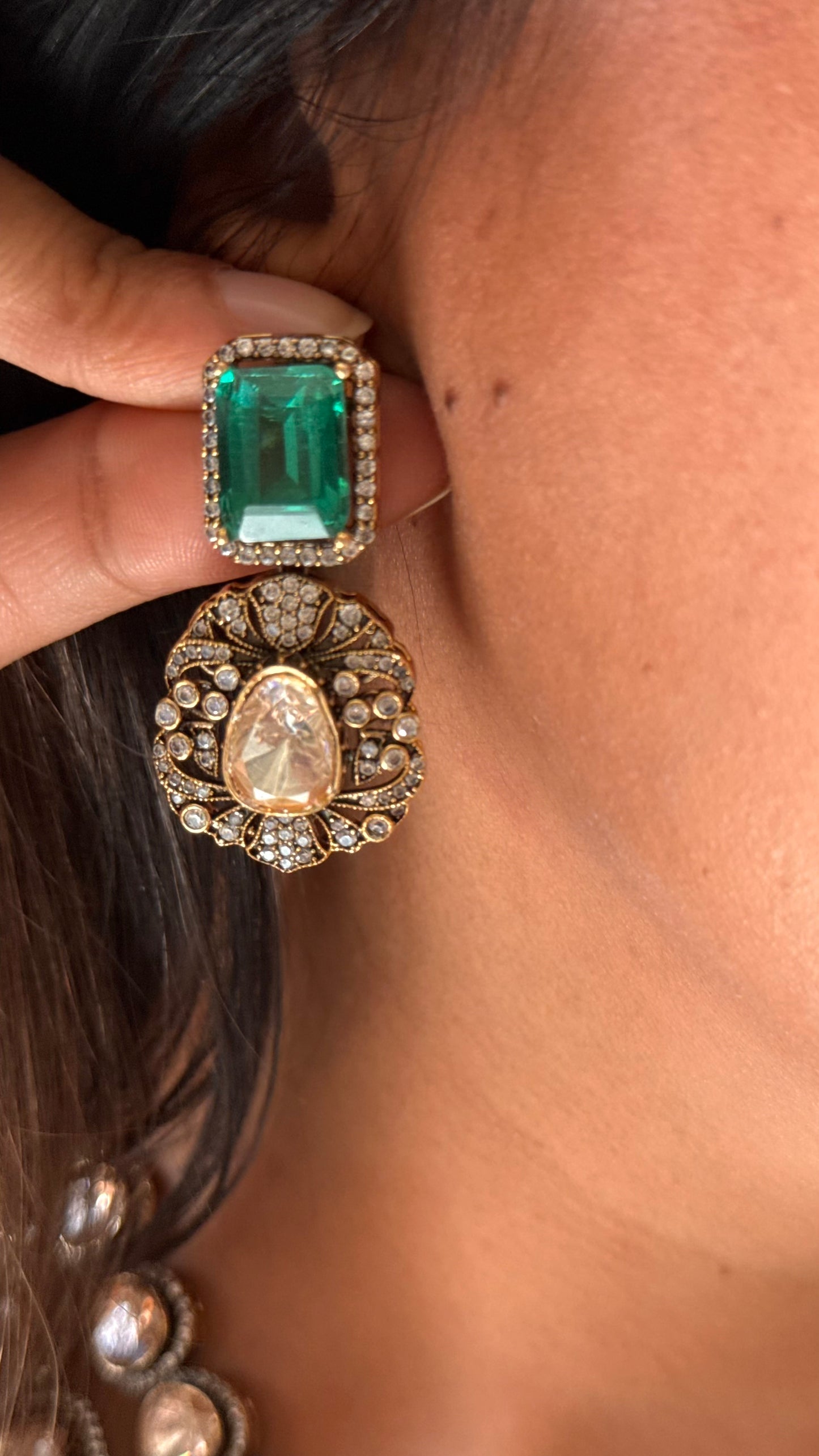 Emerald with peeli polki inspired collar Necklace