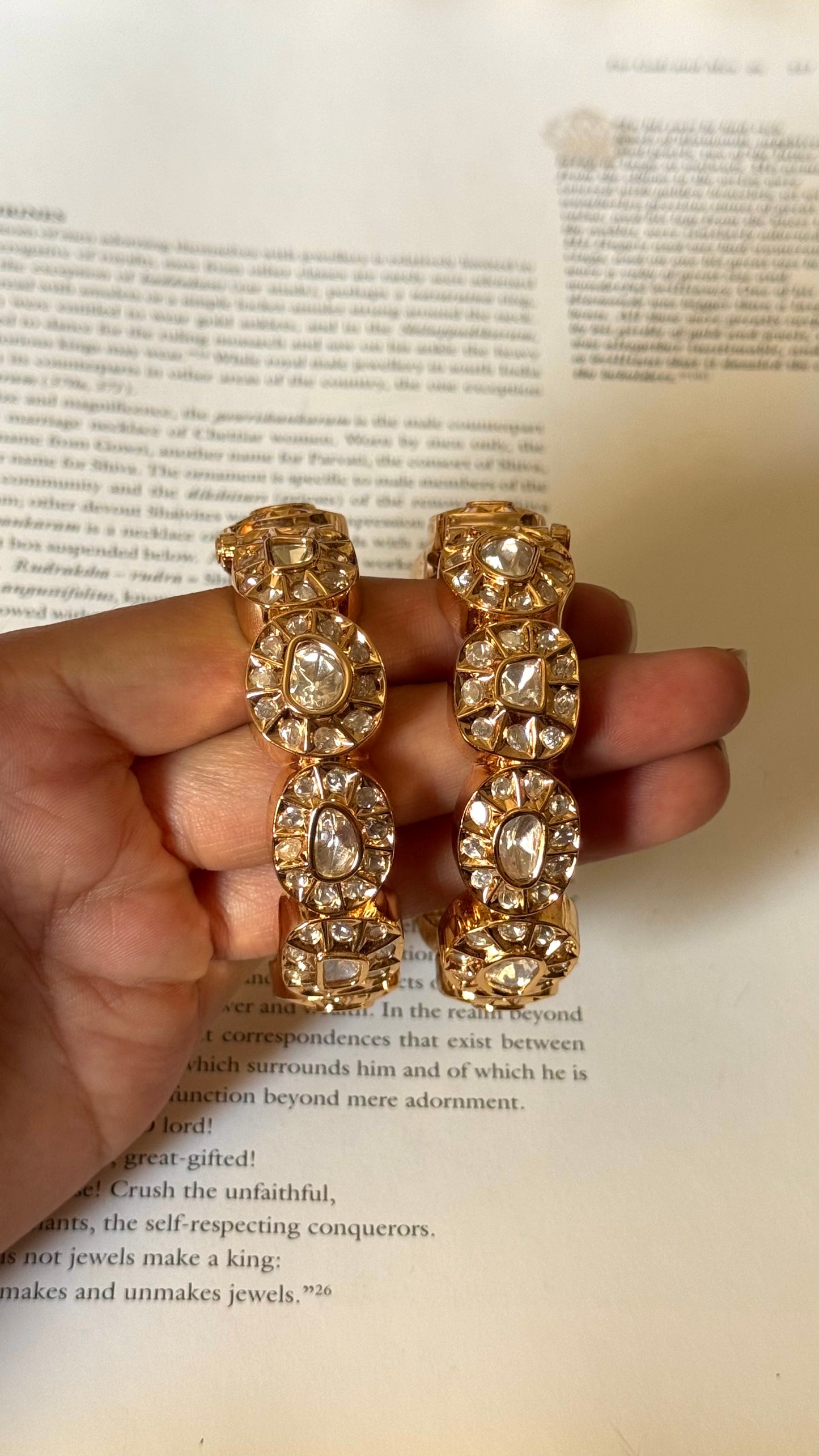 Real moissanite uncut polki gold shine Bangles