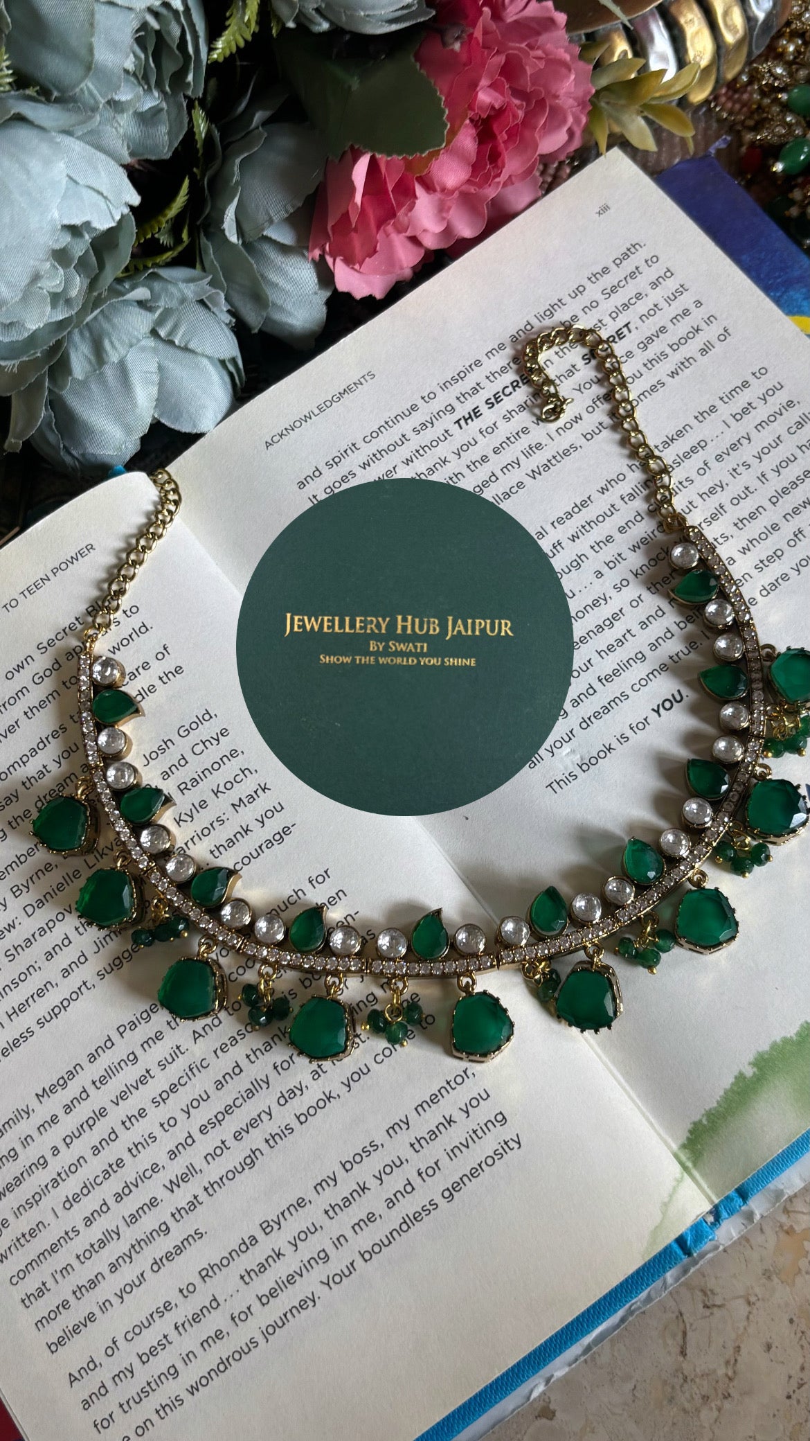 Emerald Moissanite collar necklace