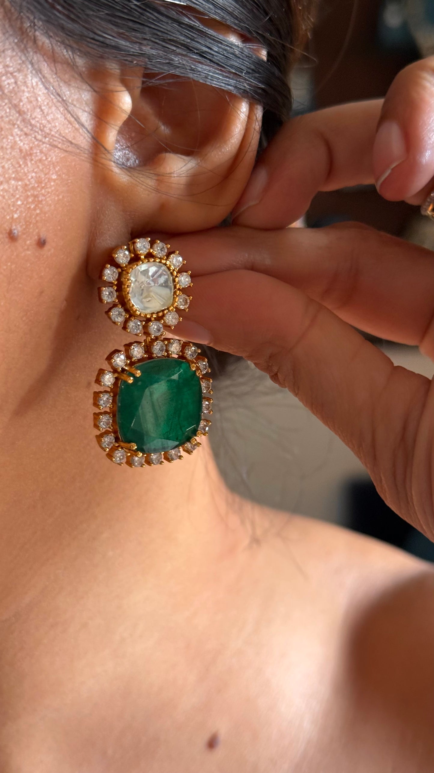 Emerald doublet moissanite collar necklace