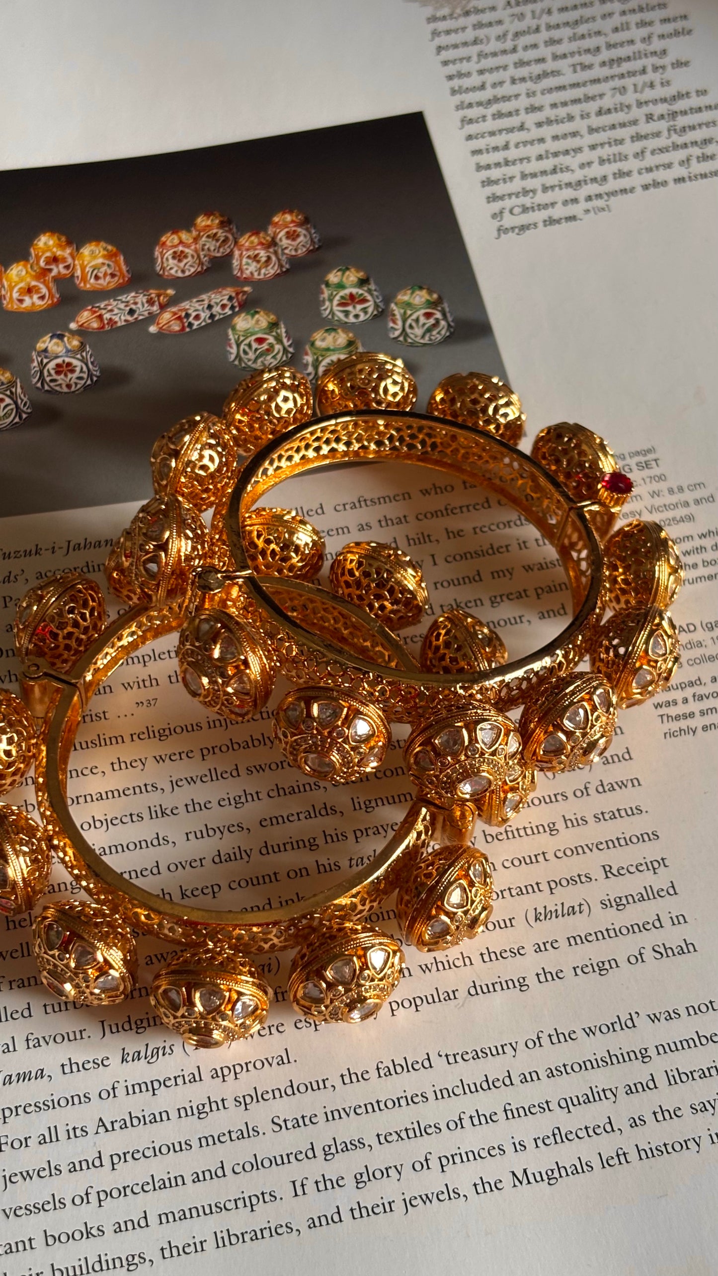 White polki moissanite gold polish bangdi bangles